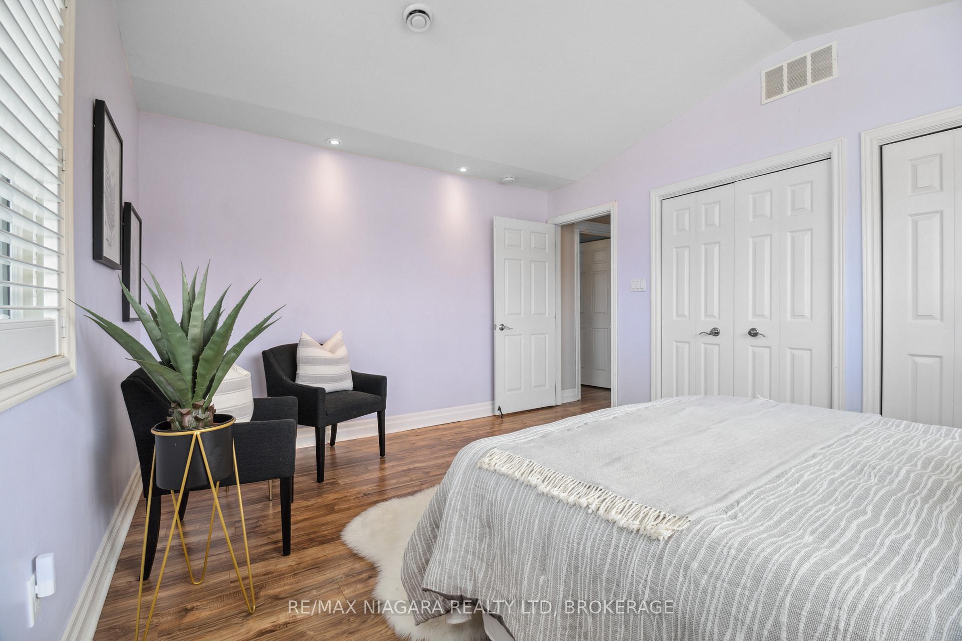 Photo 13 of 14 Cliff Road, St. Catharines, Old Glenridge — HOMEH