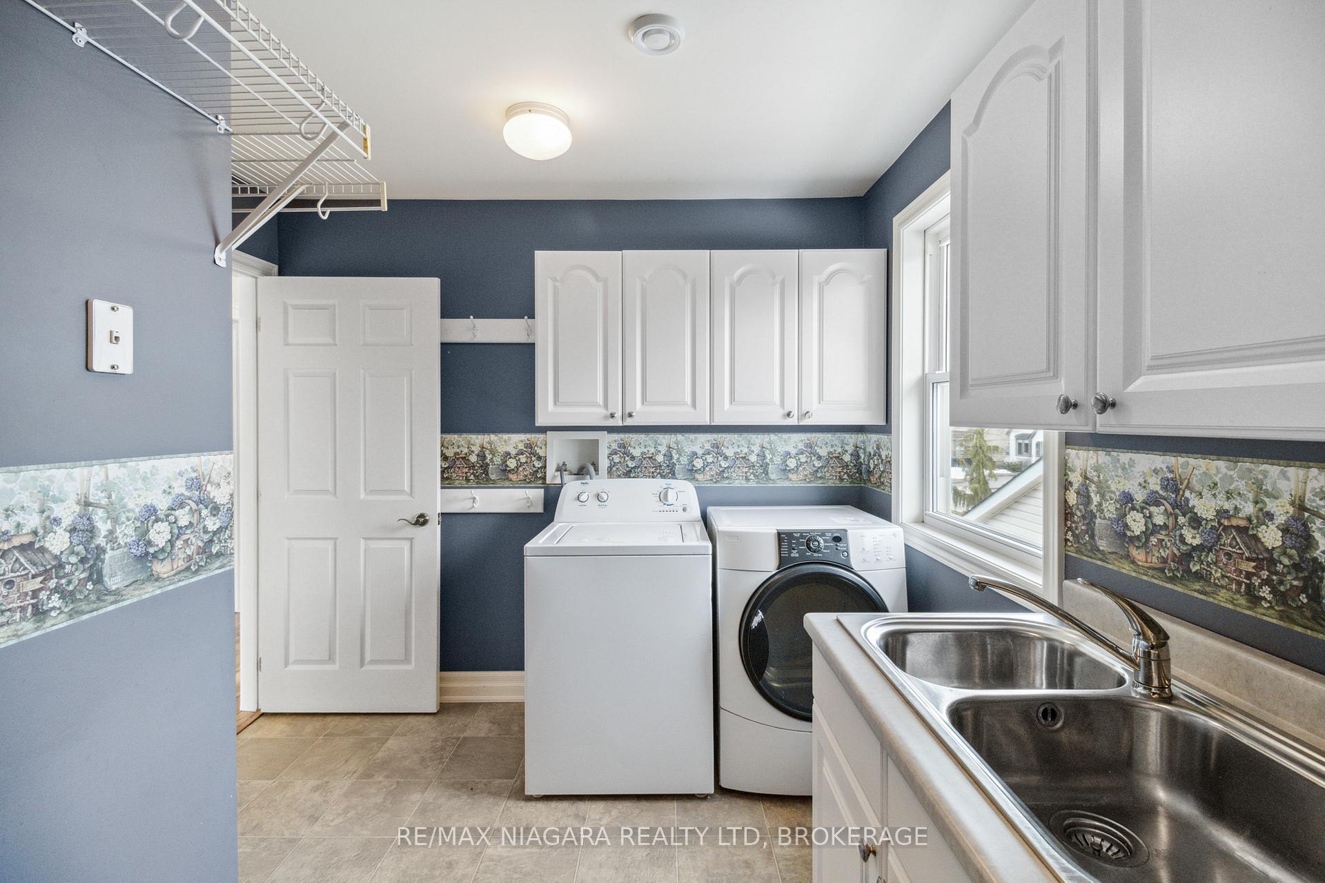 Photo 32 of 14 Cliff Road, St. Catharines, Old Glenridge — HOMEH