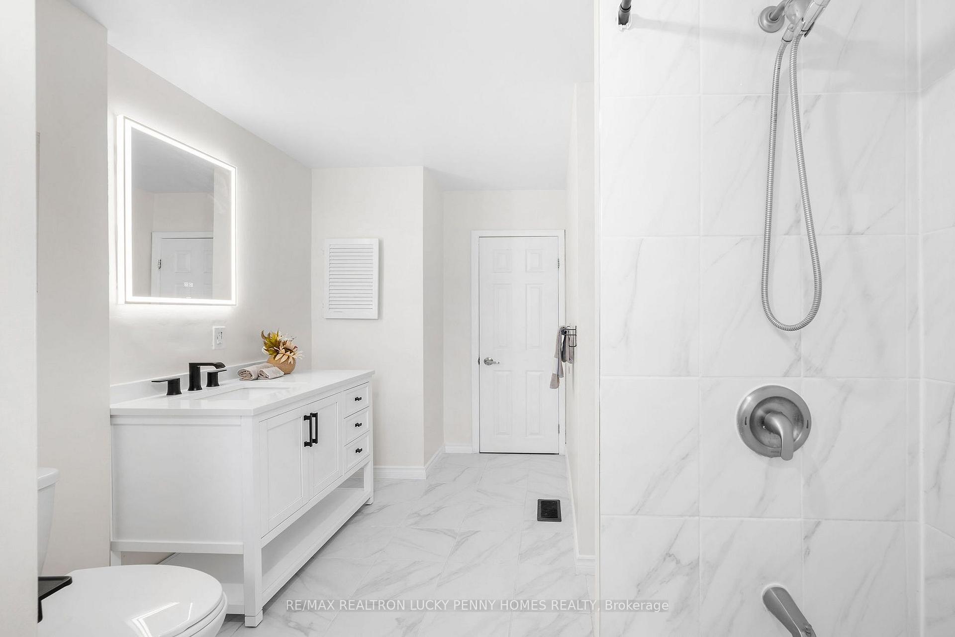 Photo 22 of 10 Gladiator Road, Markham, Bullock — HOMEH