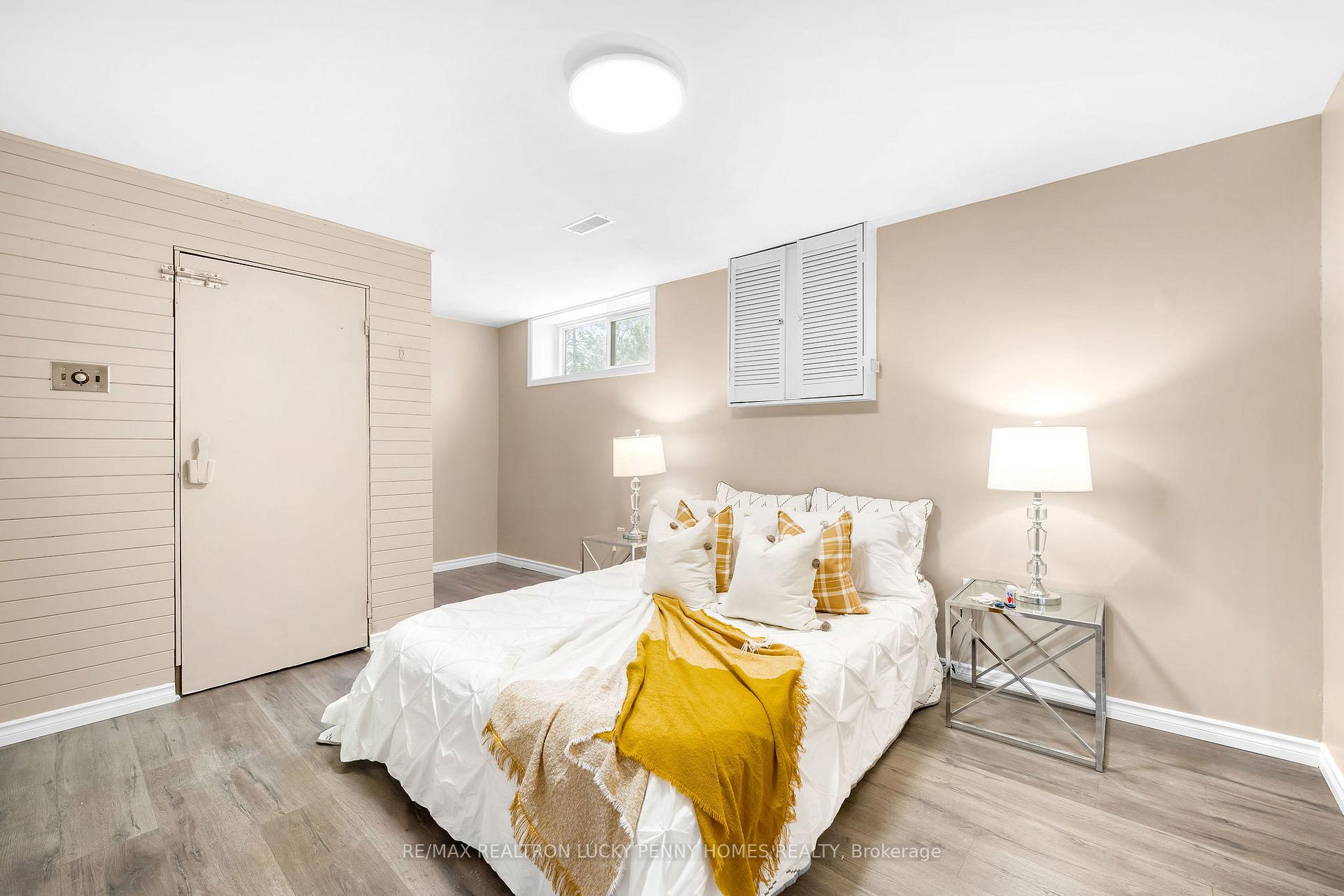 Photo 13 of 10 Gladiator Road, Markham, Bullock — HOMEH