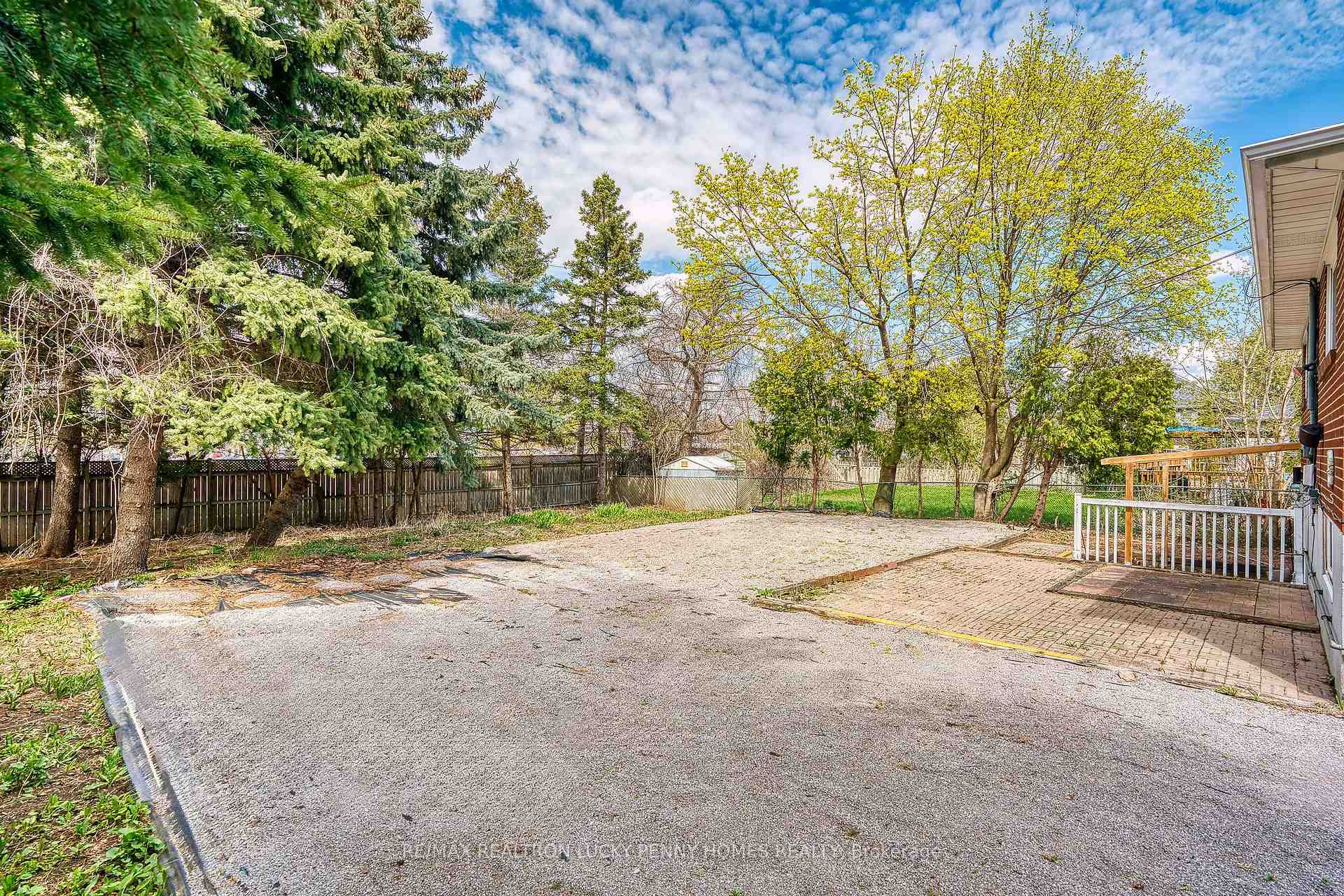 Photo 21 of 10 Gladiator Road, Markham, Bullock — HOMEH