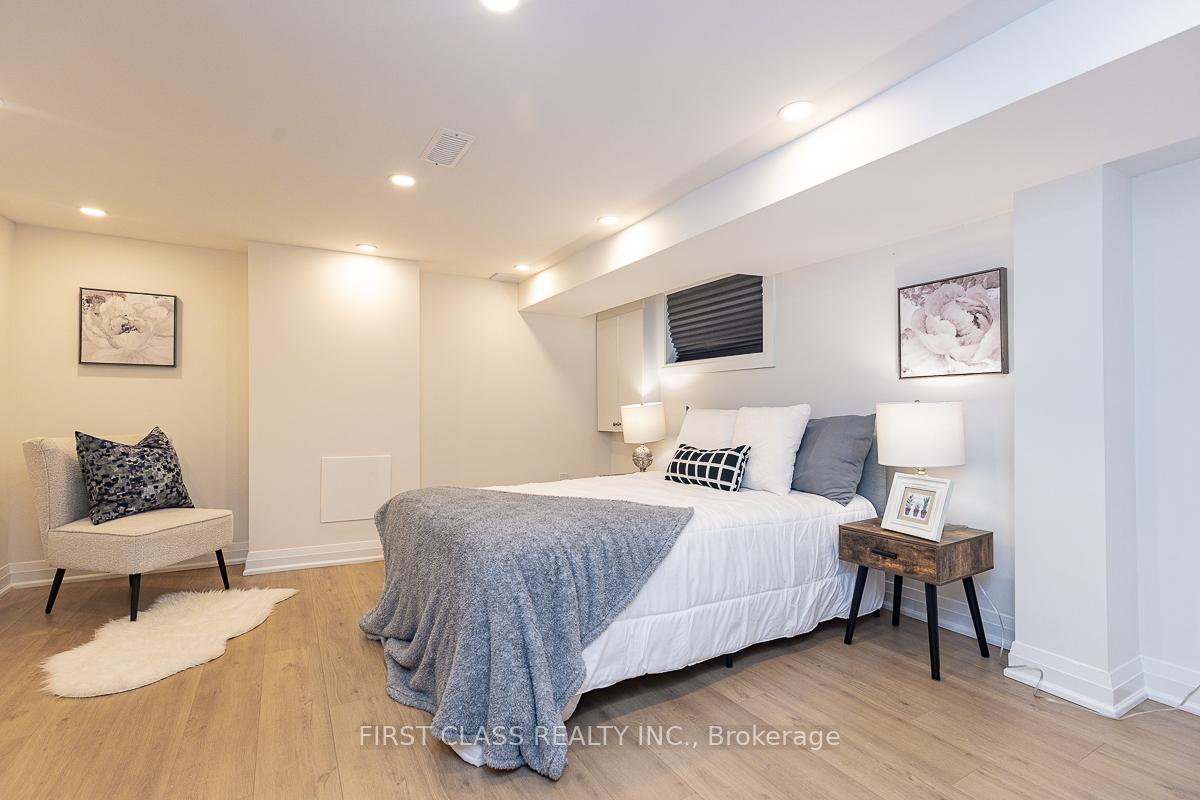 Photo 19 of 28 Endean Avenue, Toronto, South Riverdale — HOMEH