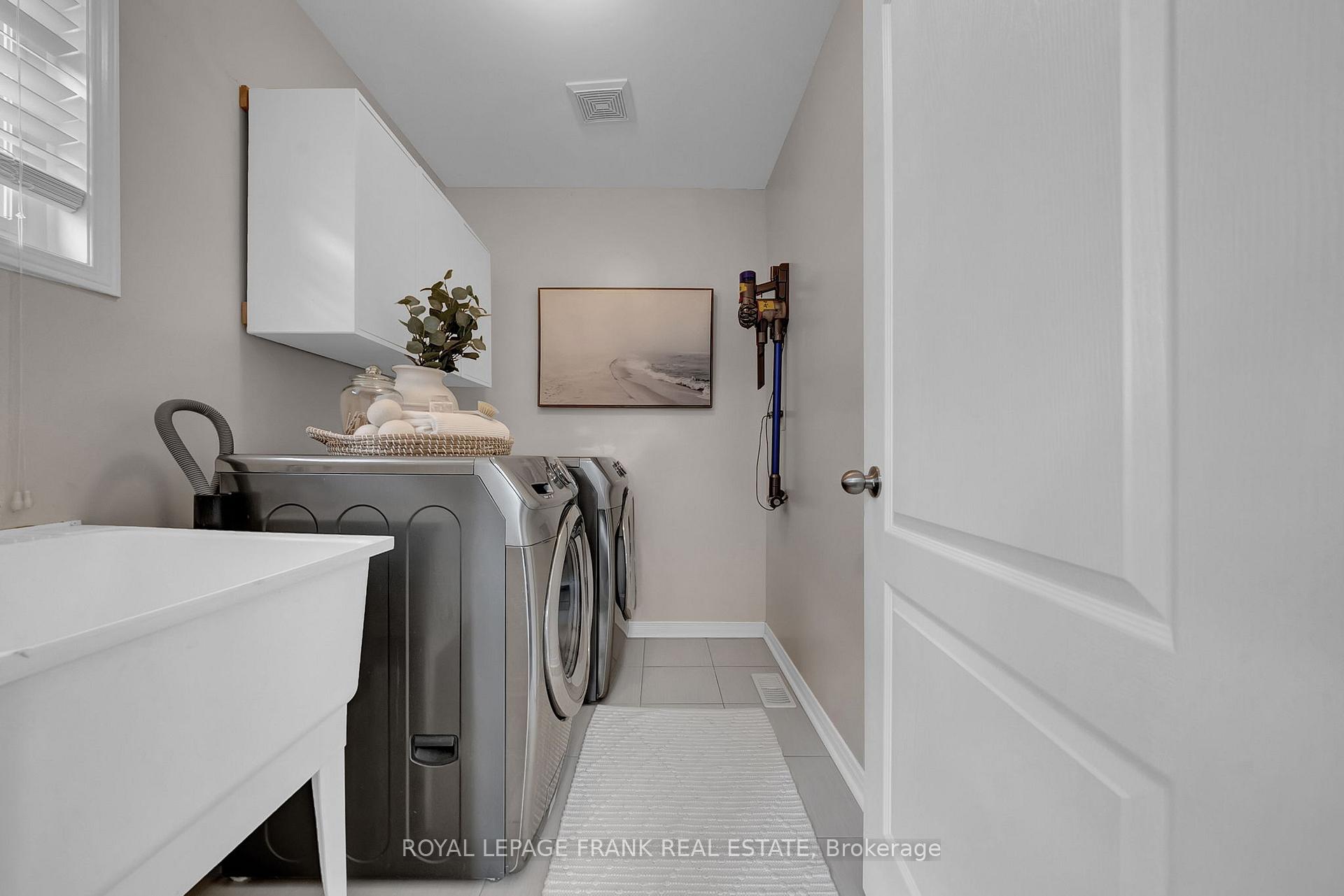Photo 13 of 23 Jack Roach Street, Clarington, Bowmanville — HOMEH