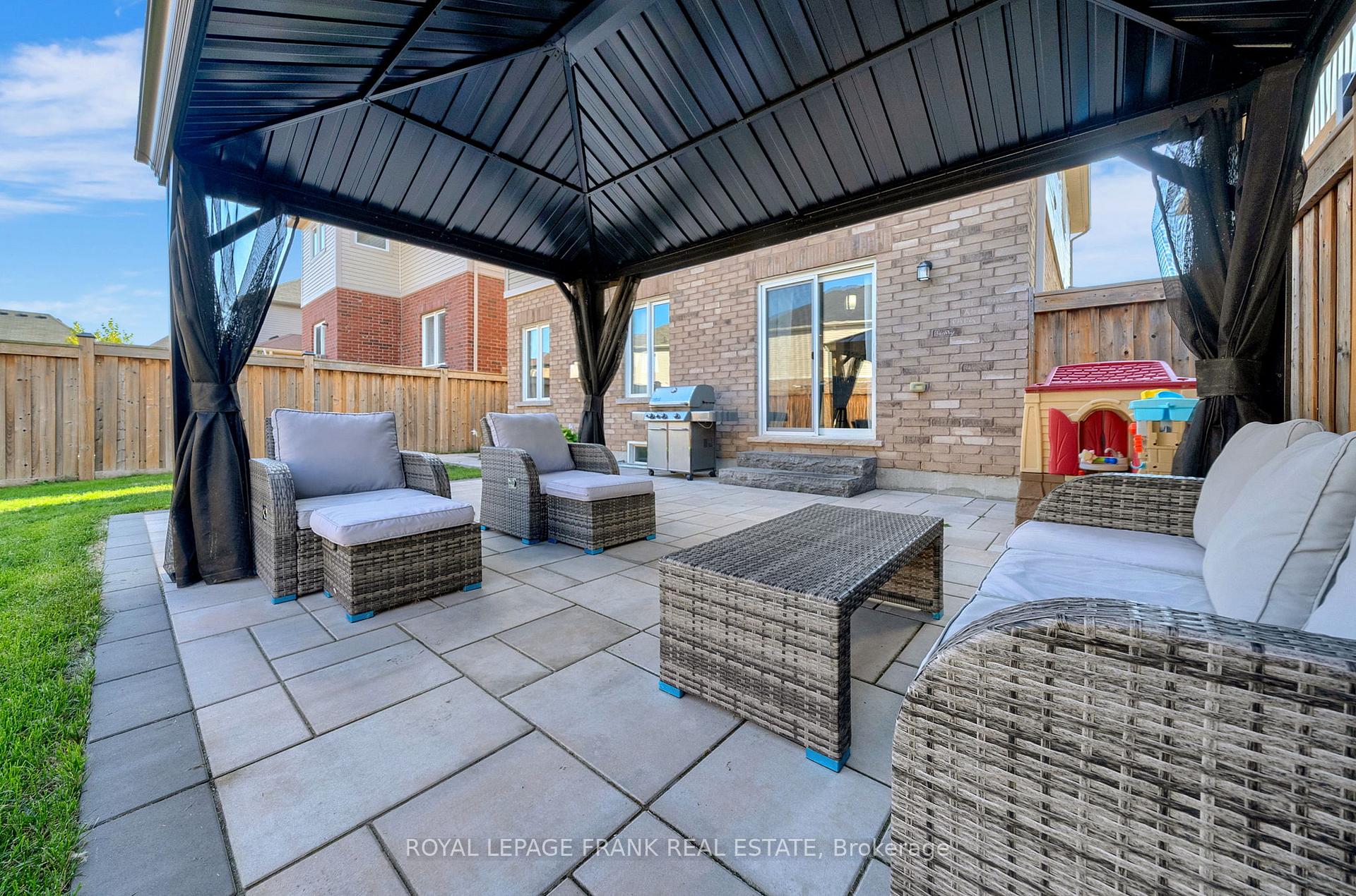Photo 23 of 23 Jack Roach Street, Clarington, Bowmanville — HOMEH