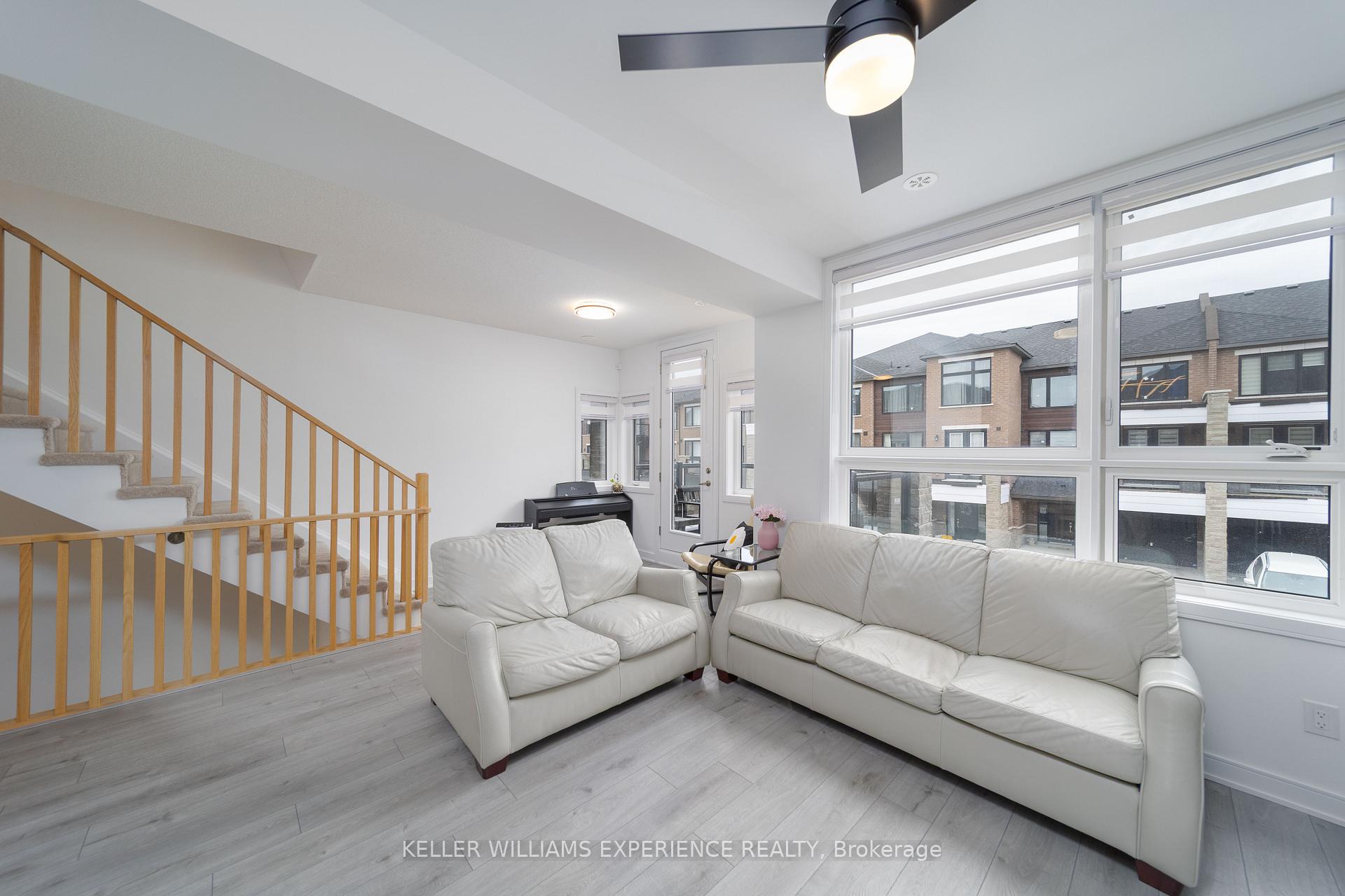 Photo 22 of 18 Red Maple Lane, Barrie, Innis-Shore — HOMEH