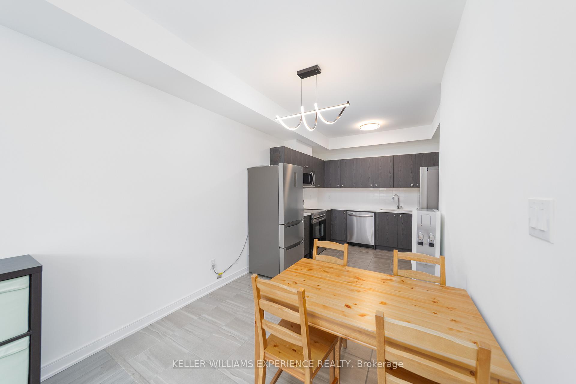 Photo 25 of 18 Red Maple Lane, Barrie, Innis-Shore — HOMEH