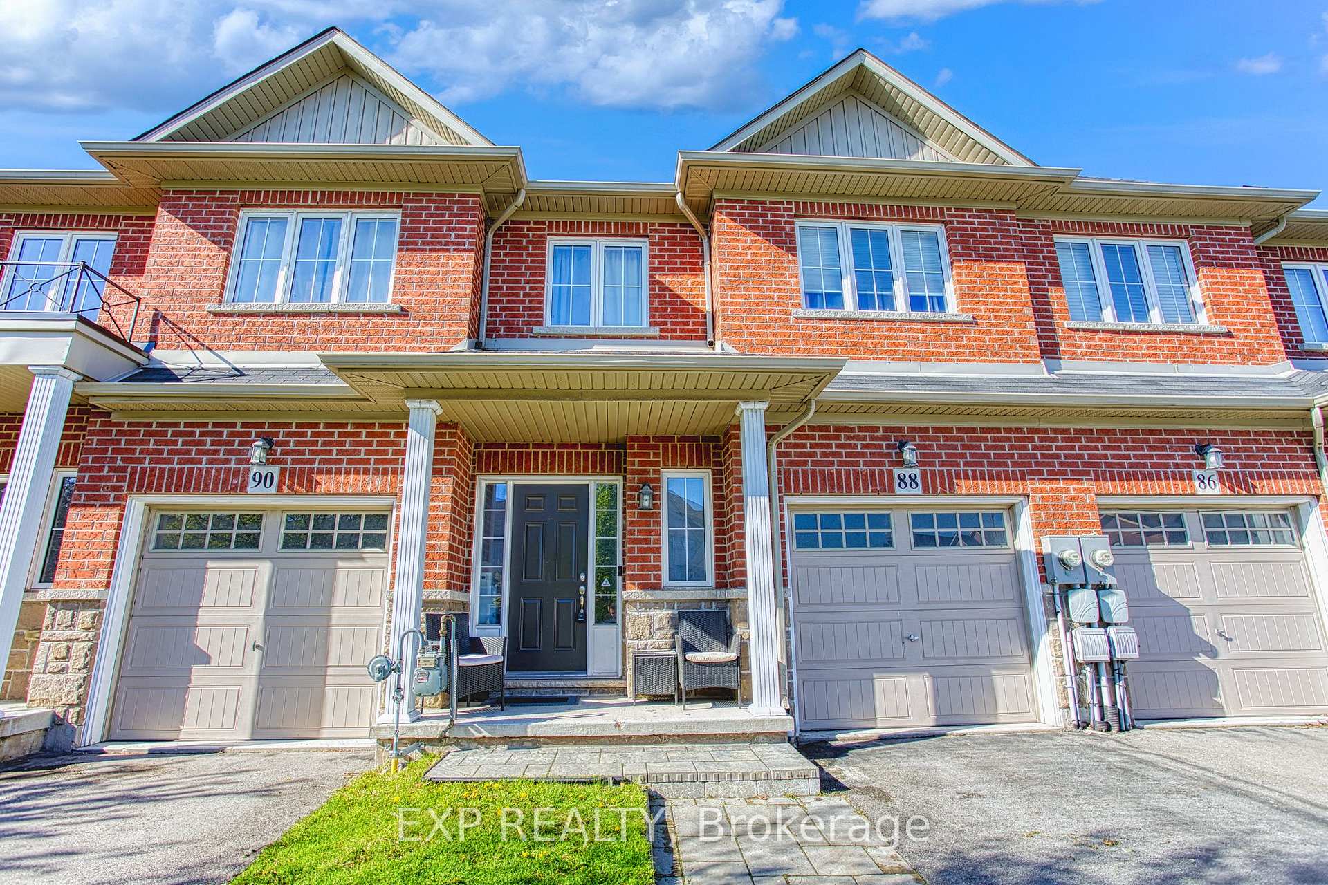 Photo 30 of 88 Palacebeach Trail, Hamilton, Lakeshore — HOMEH
