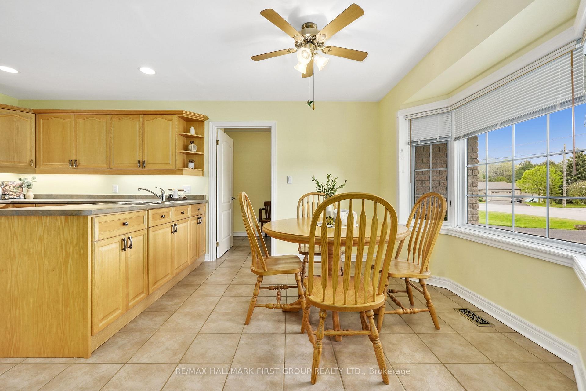 Photo 7 of 5 Ravine Drive, Hamilton Township, Baltimore — HOMEH