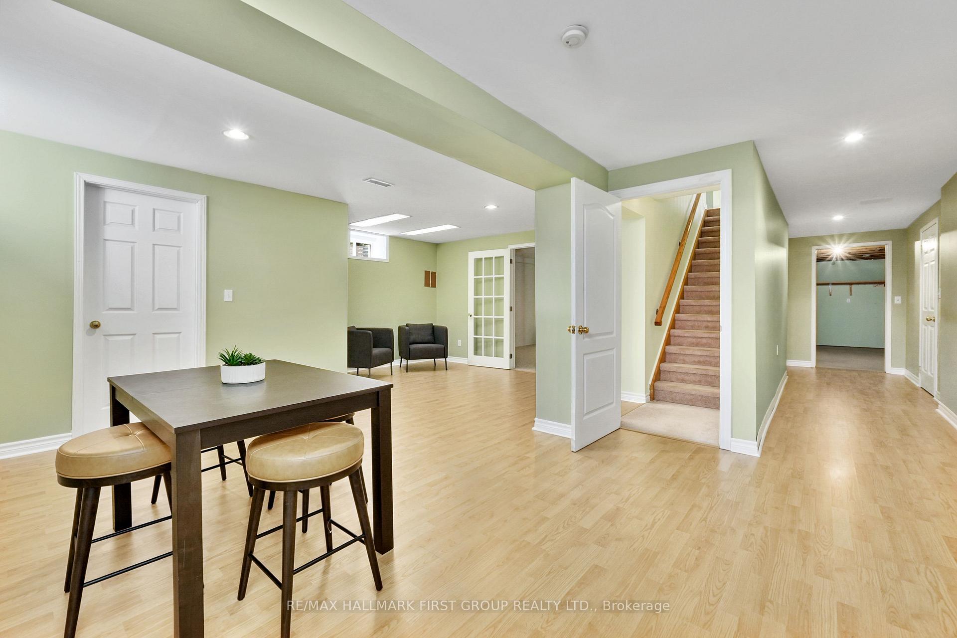 Photo 20 of 5 Ravine Drive, Hamilton Township, Baltimore — HOMEH