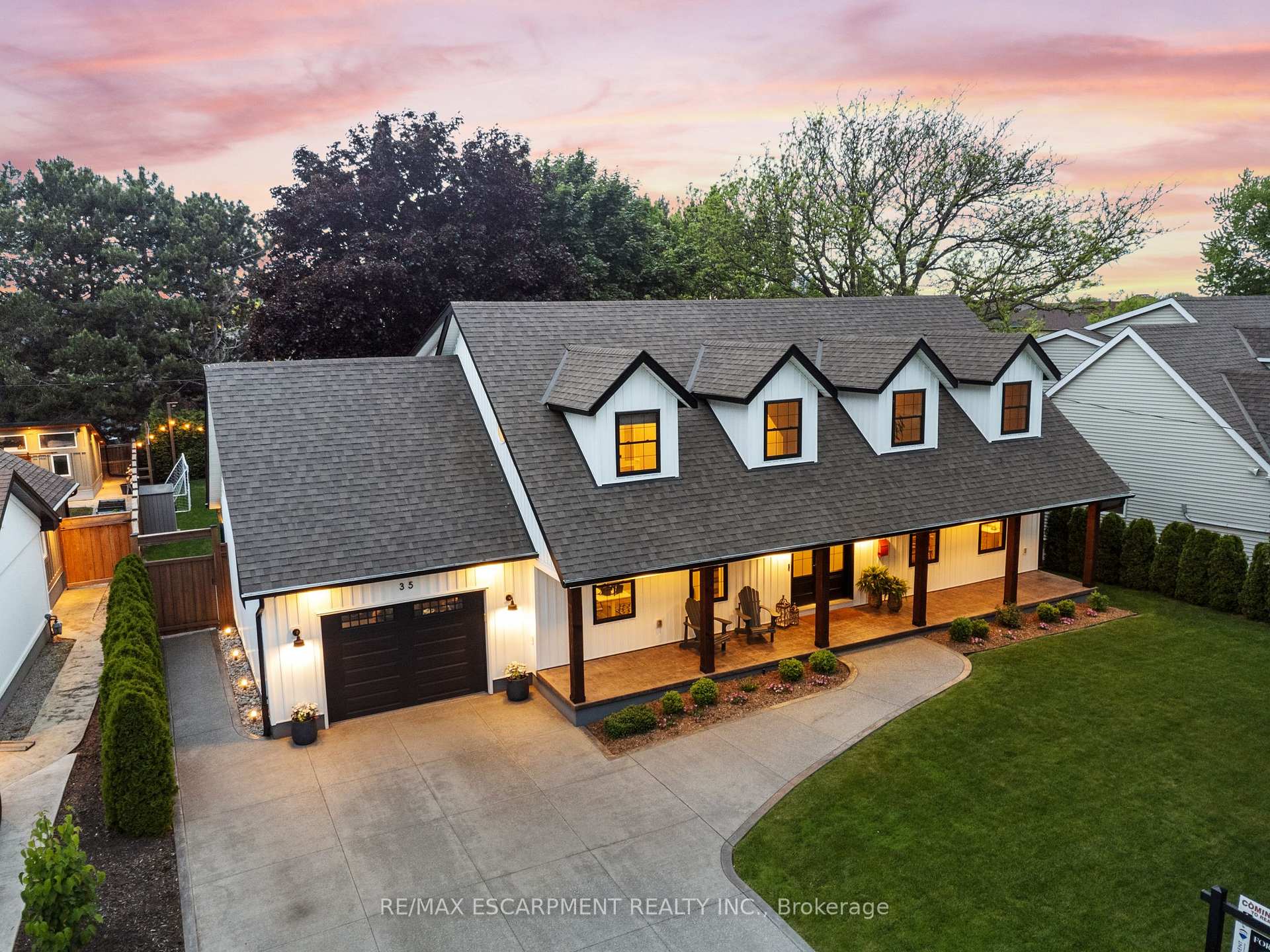 Photo 5 of 35 Garden Drive, Grimsby, Grimsby West — HOMEH