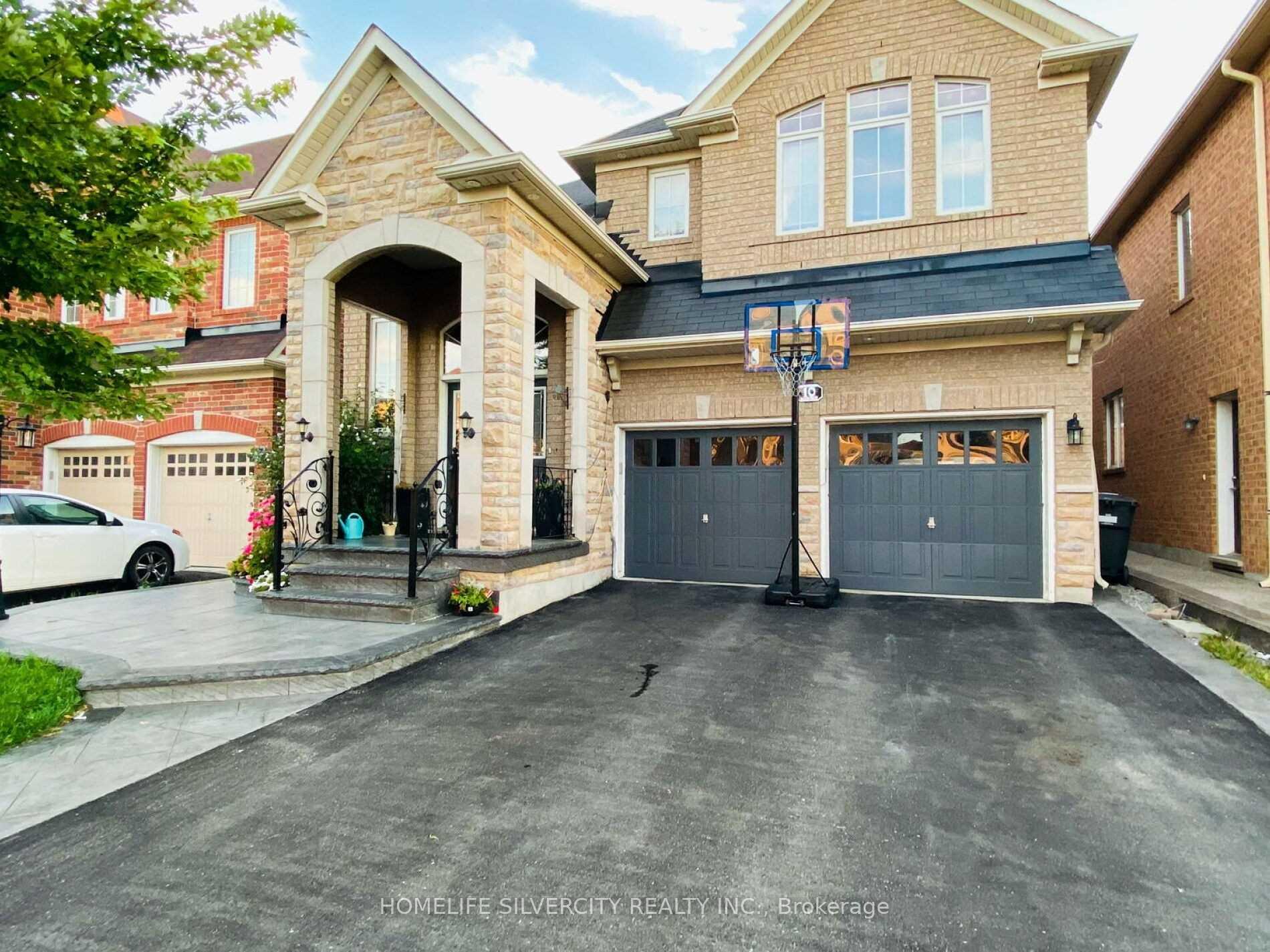 Front of 10 Bloom Drive
