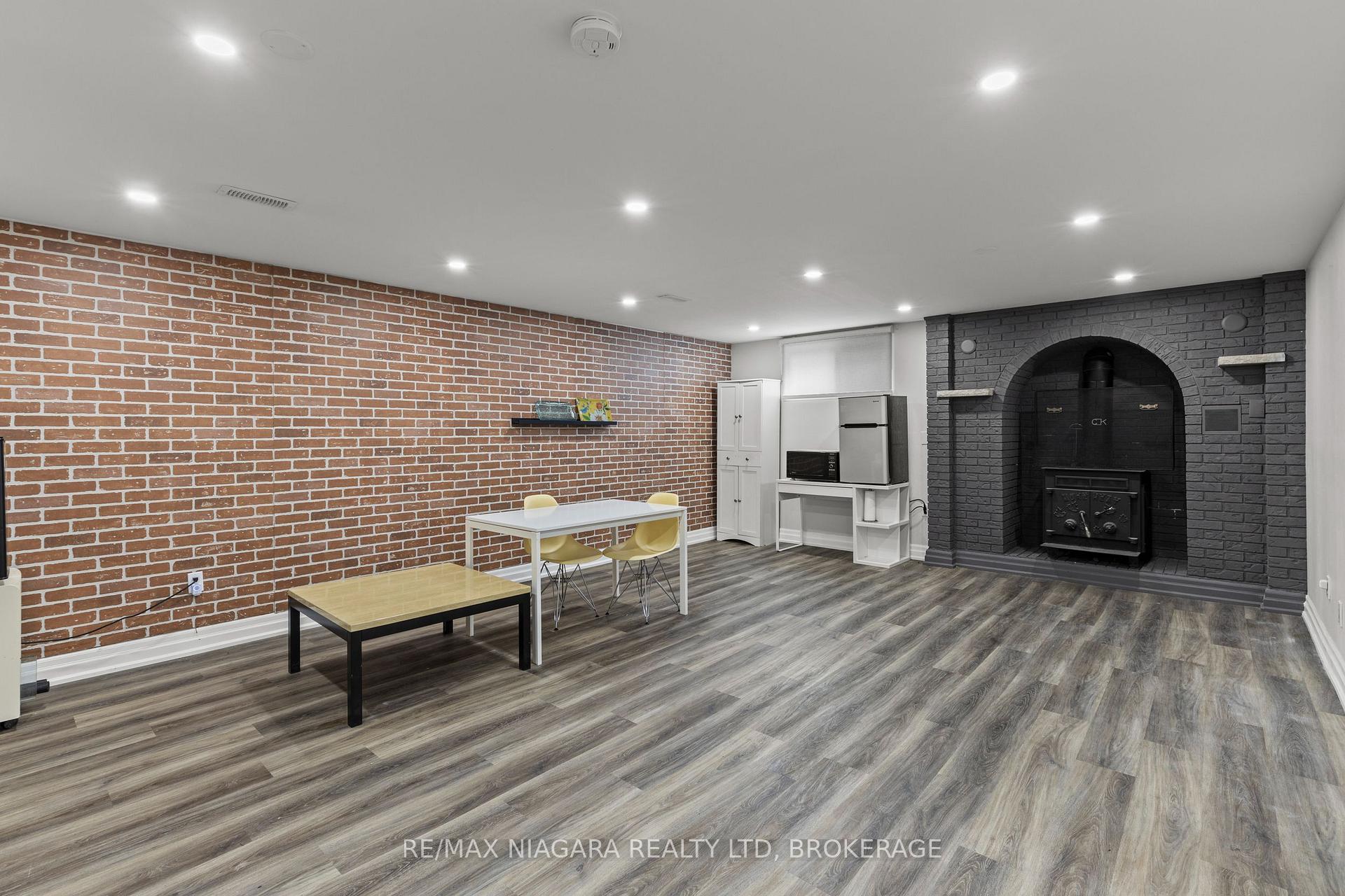 Photo 14 of 643 Vine Street, St. Catharines, Lakeshore — HOMEH