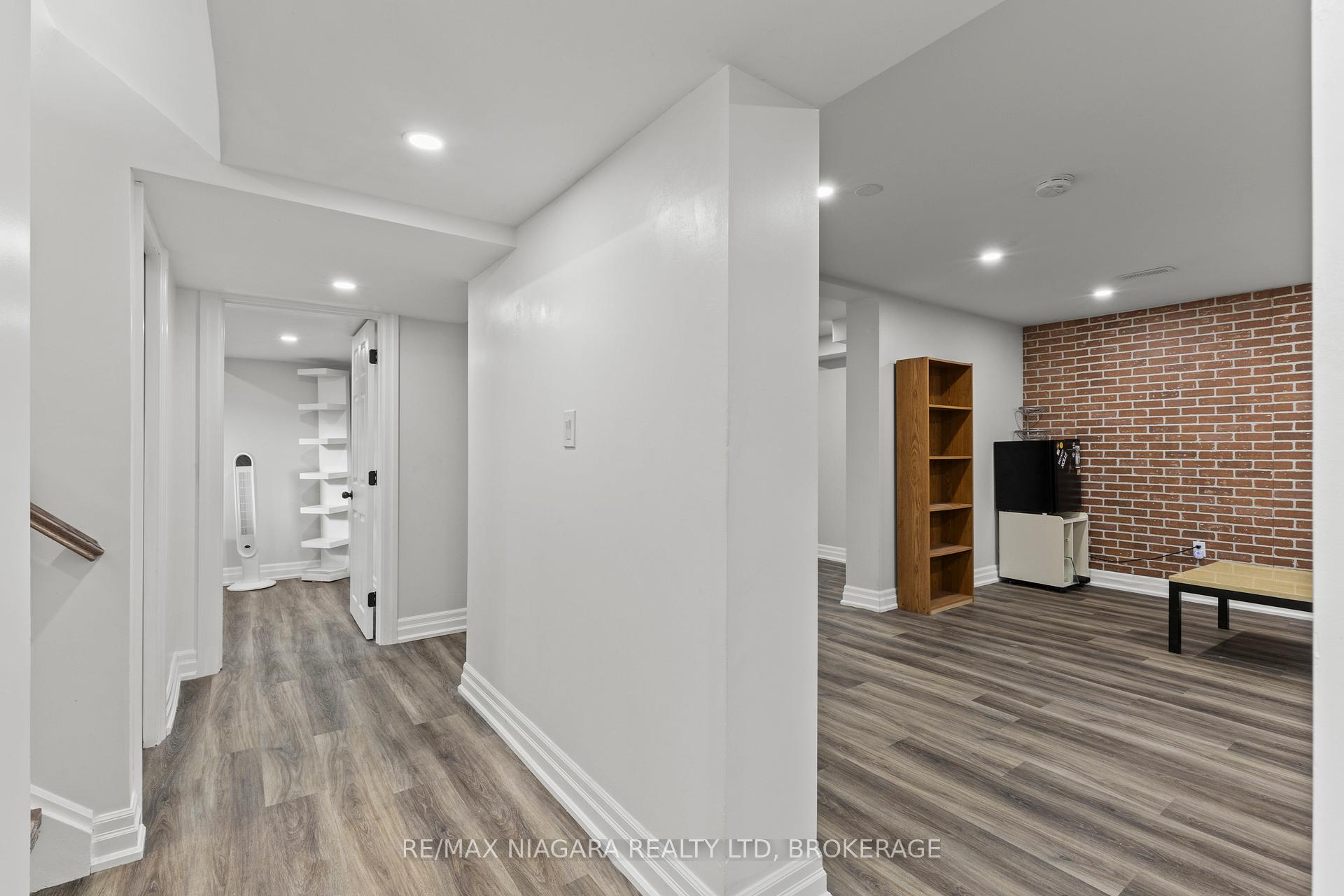 Photo 29 of 643 Vine Street, St. Catharines, Lakeshore — HOMEH