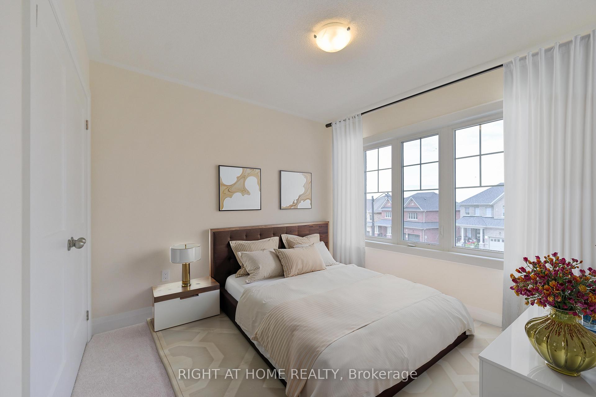 Photo 13 of 74 North Garden Boulevard, Scugog, Port Perry — HOMEH