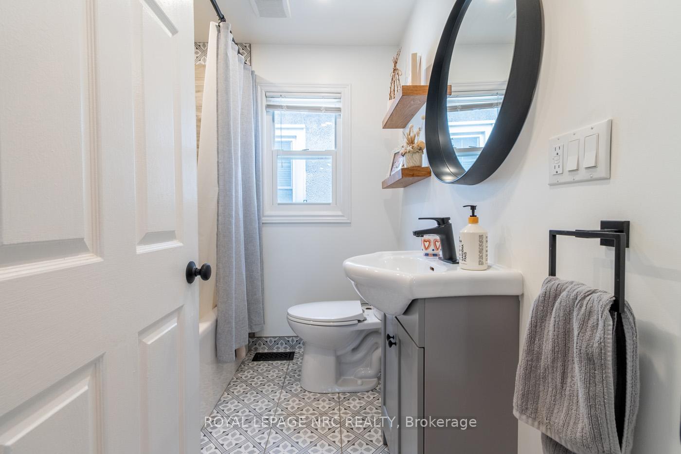 Photo 8 of 134 George Street, St. Catharines, Downtown — HOMEH