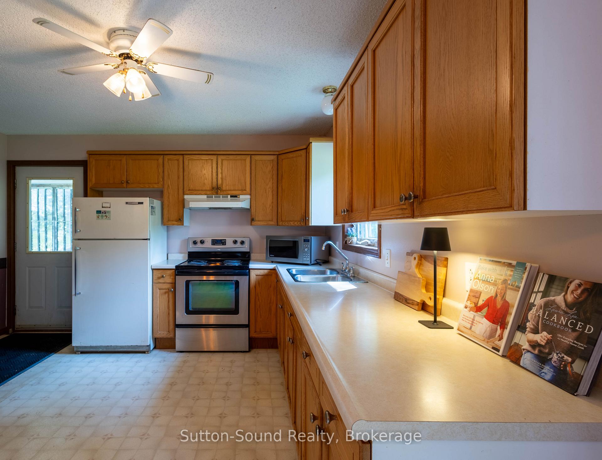 Photo 2 of 105331 10 Side Road, Meaford — HOMEH