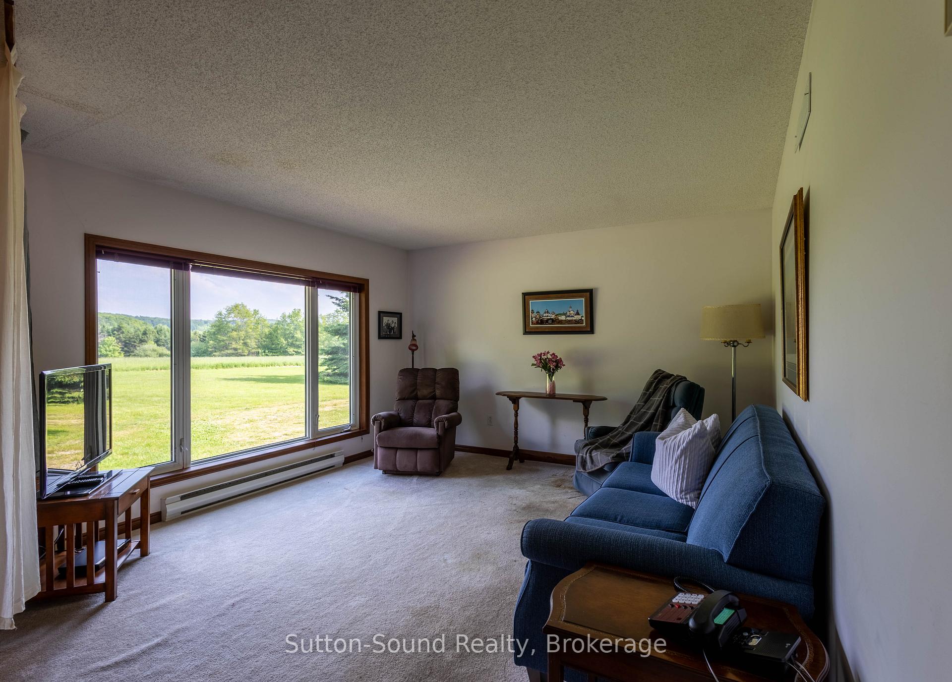 Photo 5 of 105331 10 Side Road, Meaford — HOMEH