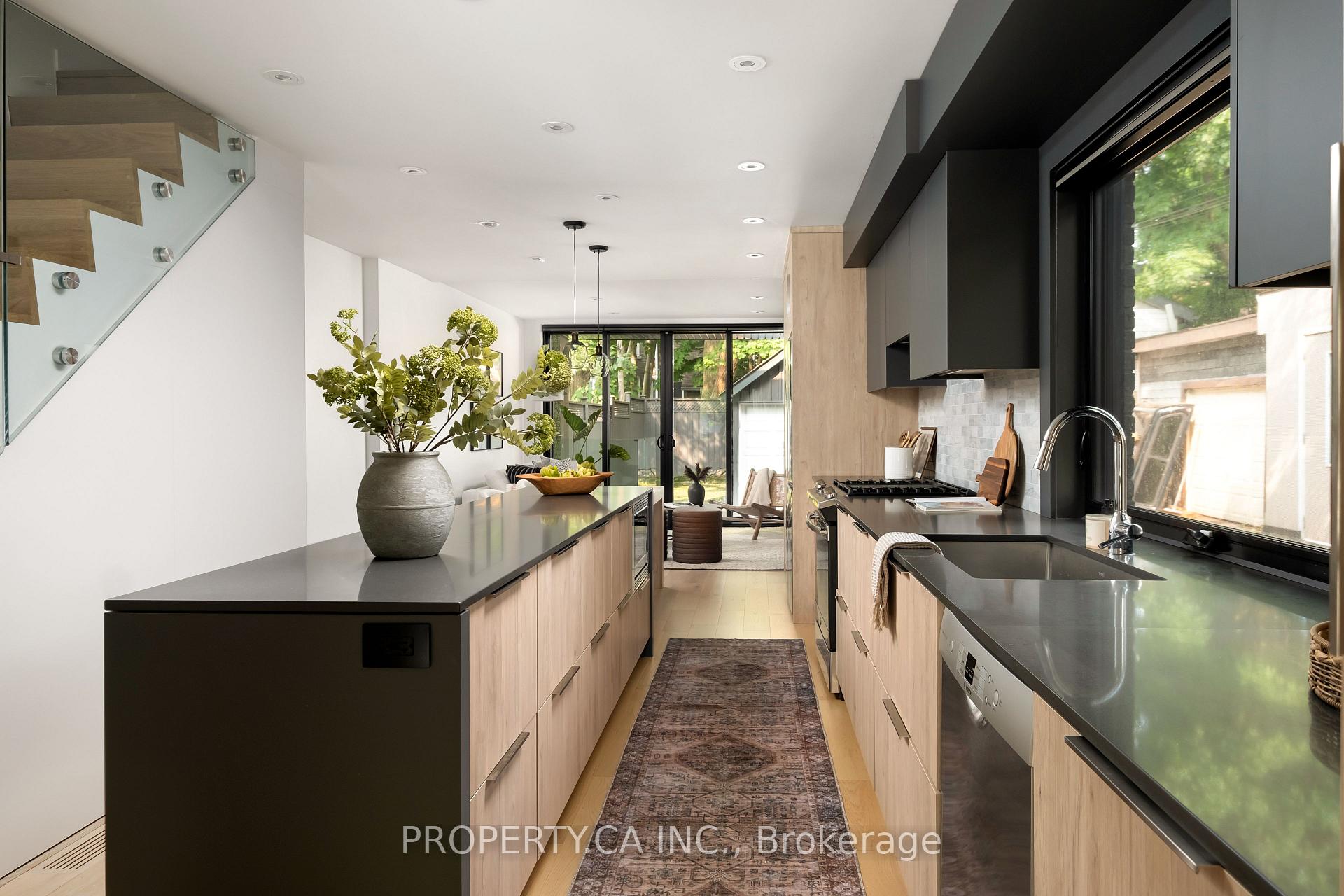 Photo 8 of 112 Billings Avenue, Toronto, Greenwood-Coxwell — HOMEH