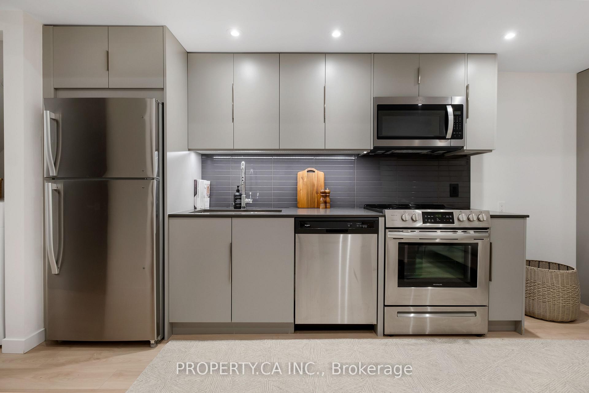 Photo 41 of 112 Billings Avenue, Toronto, Greenwood-Coxwell — HOMEH