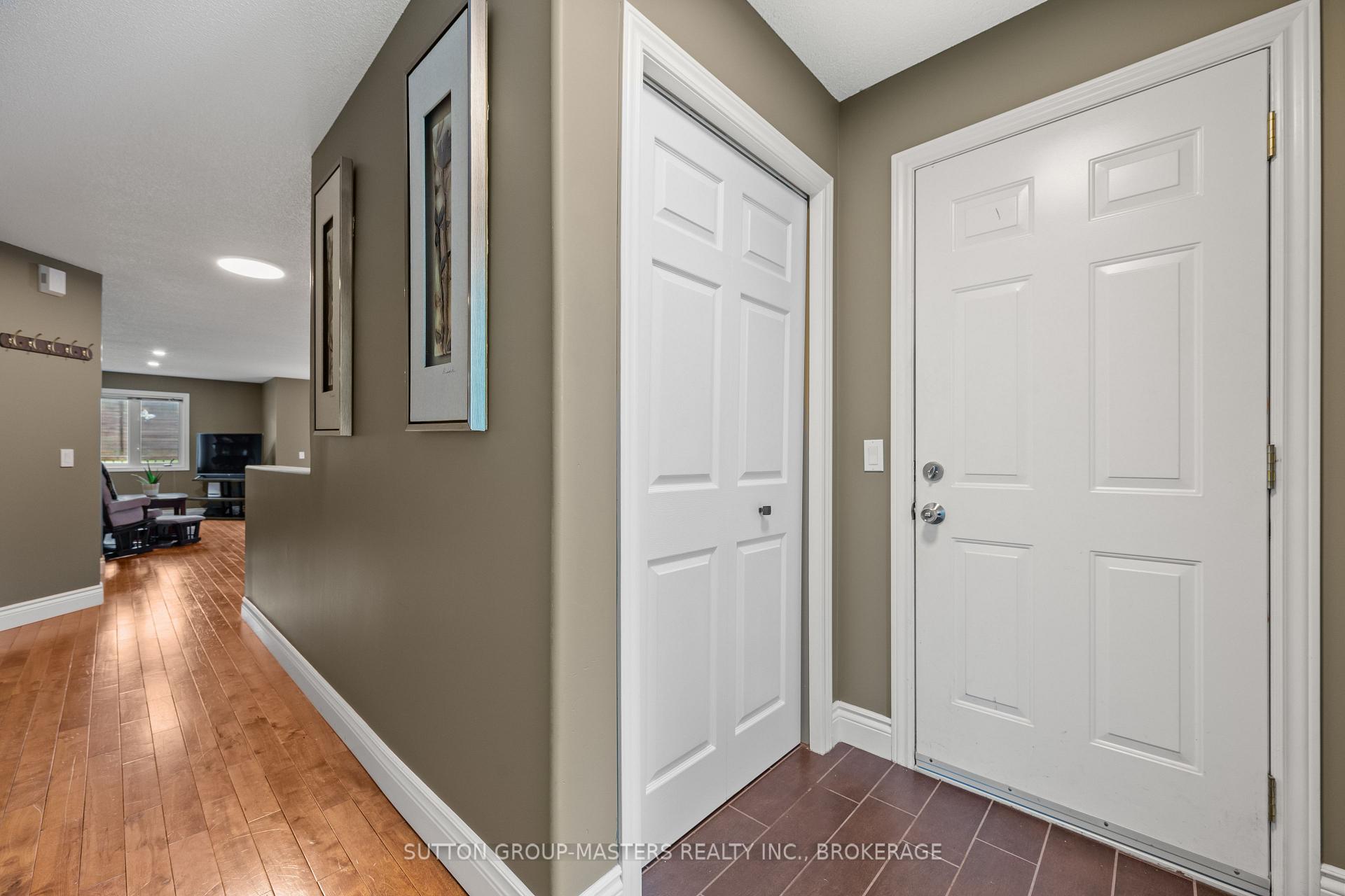 Photo 3 of 377 Boxwood Street, Kingston, South of Taylor-Kidd Blvd — HOMEH