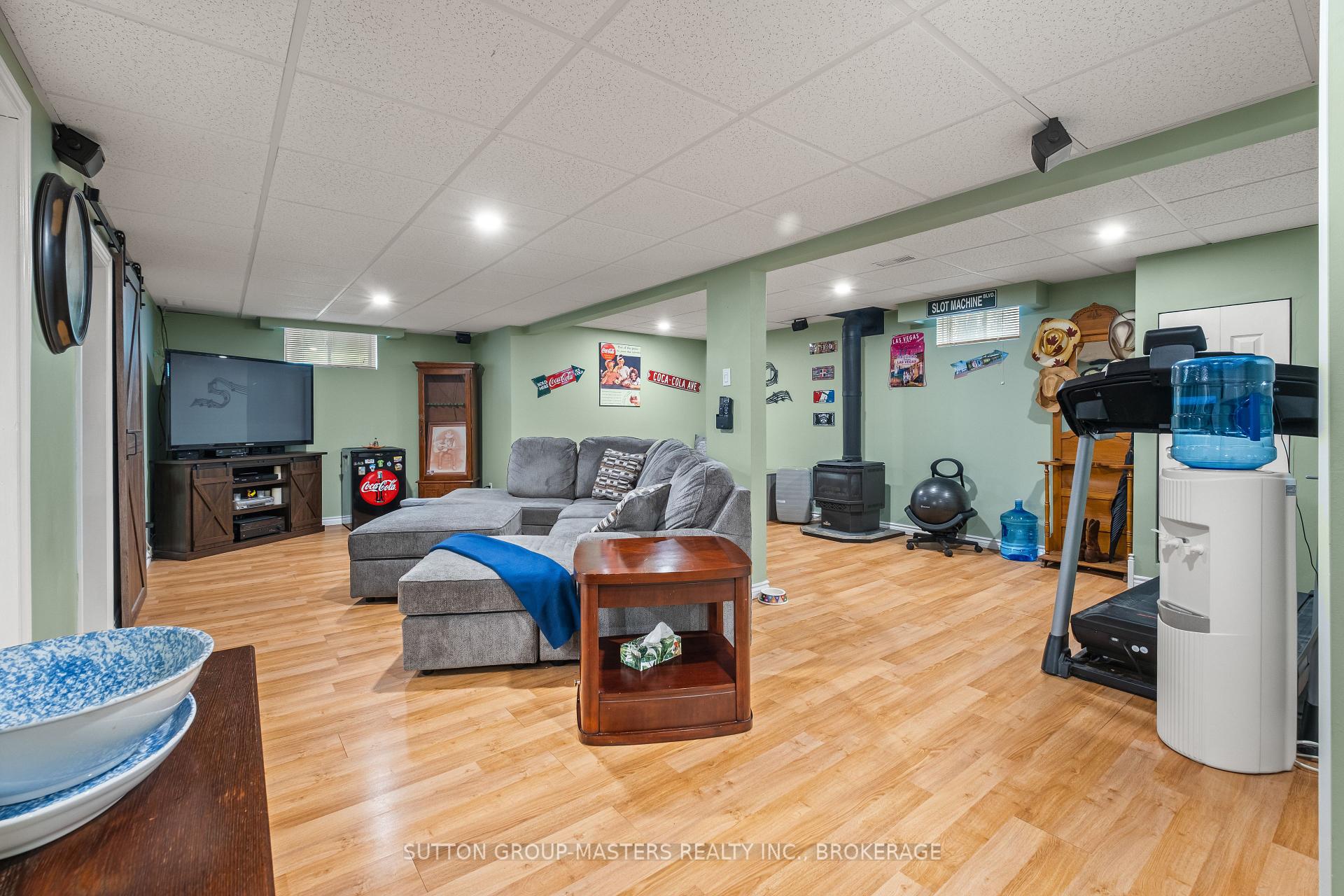 Photo 18 of 377 Boxwood Street, Kingston, South of Taylor-Kidd Blvd — HOMEH