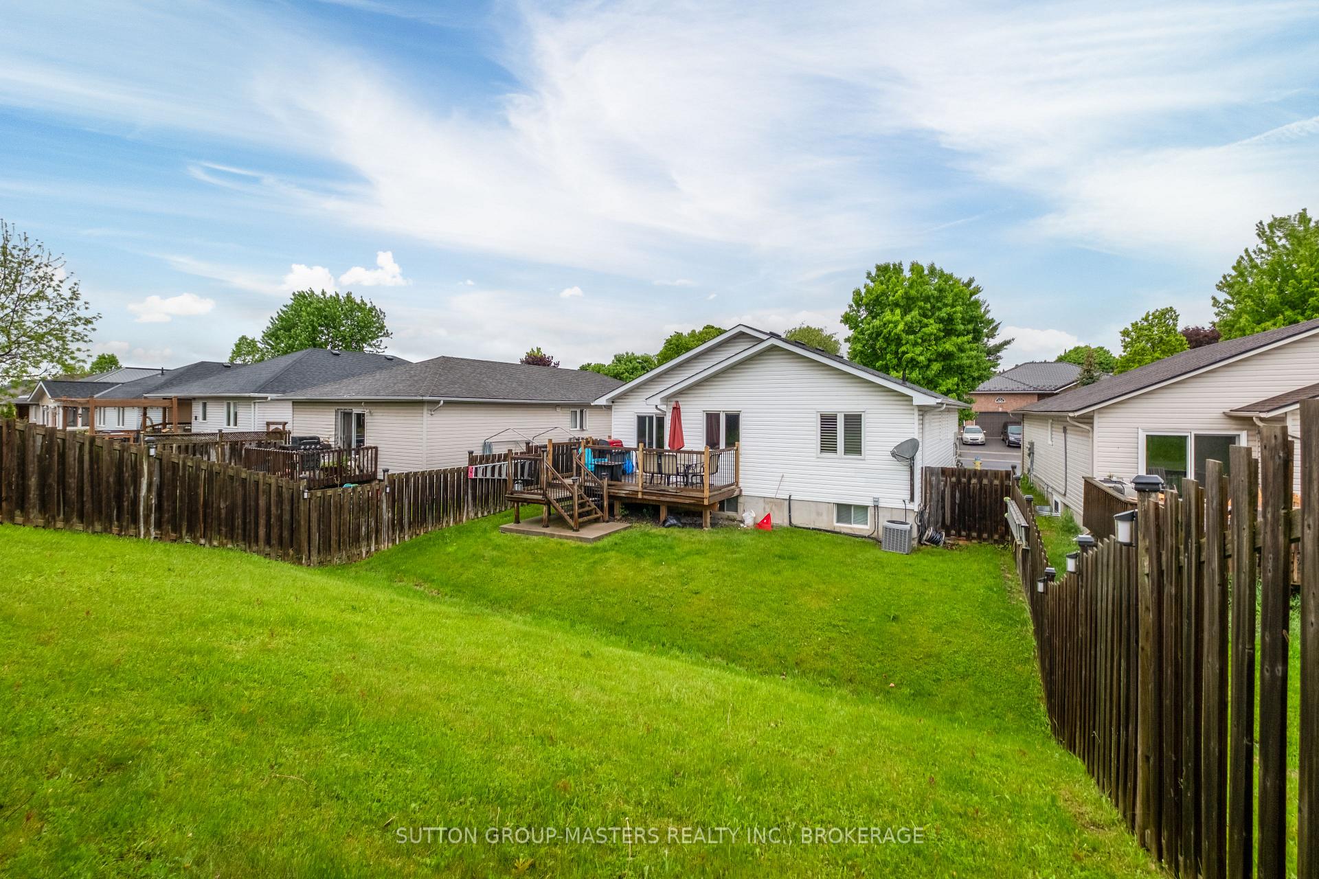 Photo 36 of 377 Boxwood Street, Kingston, South of Taylor-Kidd Blvd — HOMEH