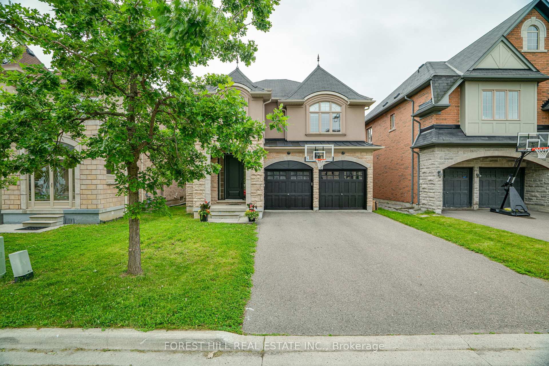 Photo 1 of 127 Rumsey Road, Vaughan, Patterson — HOMEH