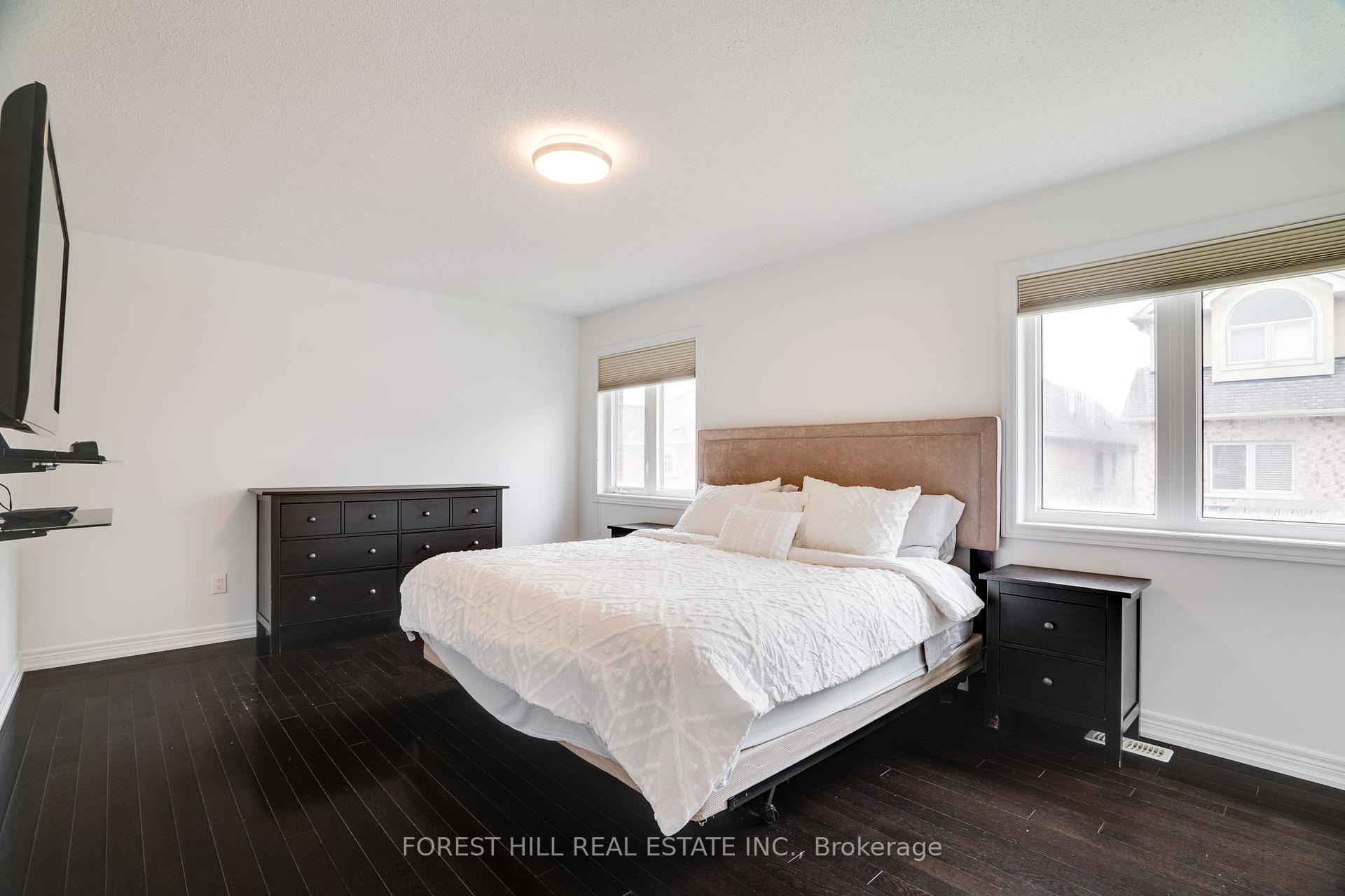 Photo 9 of 127 Rumsey Road, Vaughan, Patterson — HOMEH