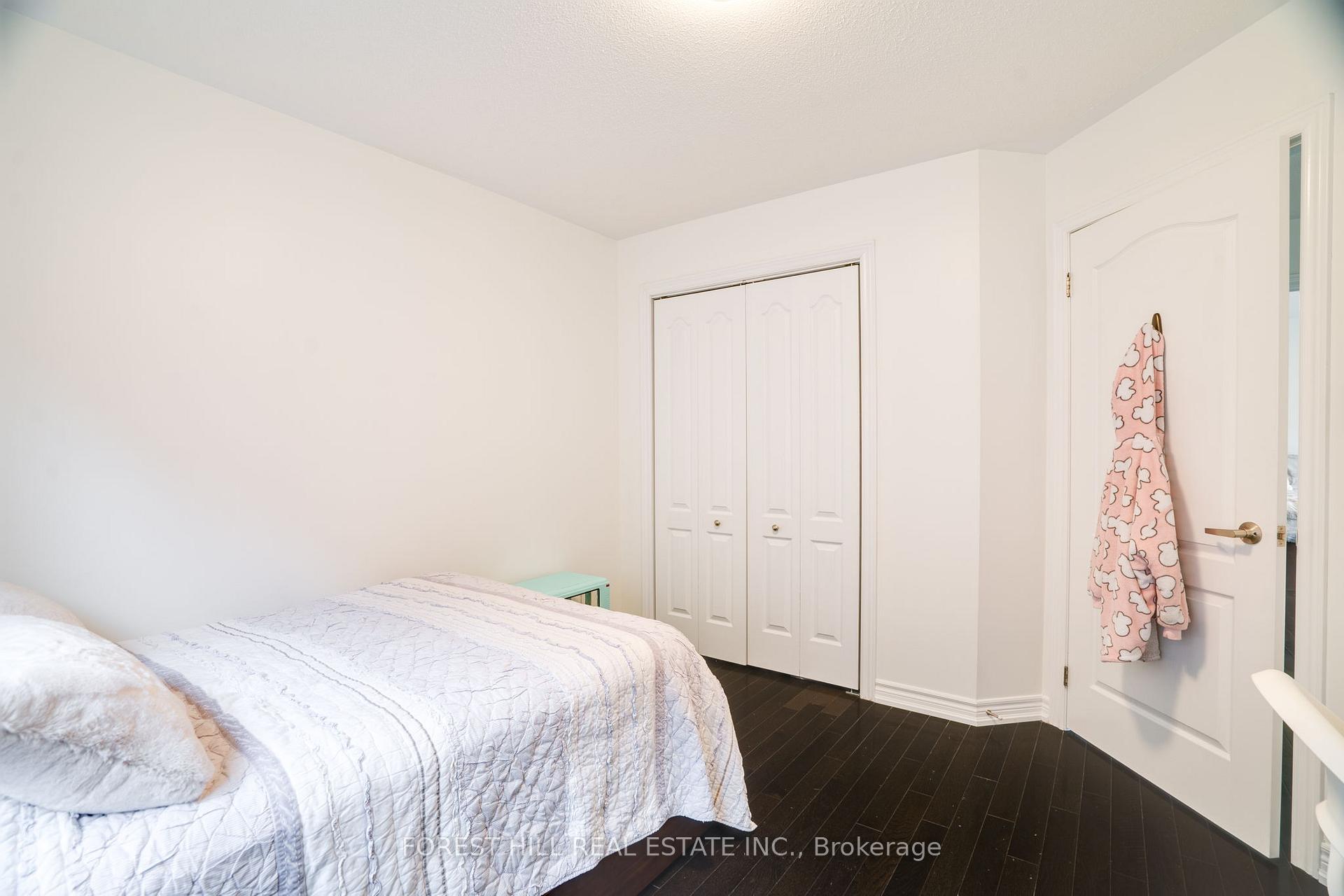 Photo 32 of 127 Rumsey Road, Vaughan, Patterson — HOMEH