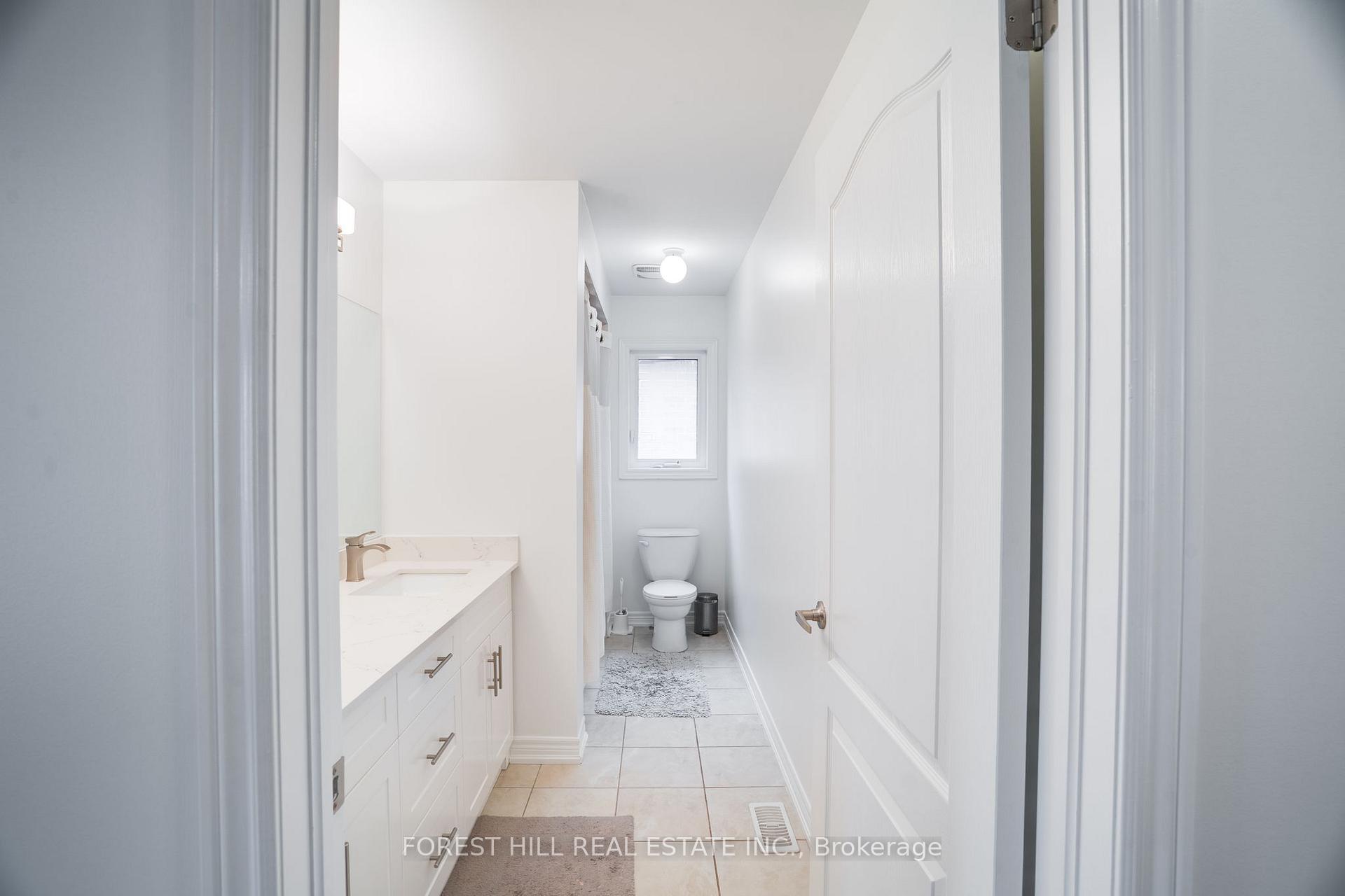 Photo 19 of 127 Rumsey Road, Vaughan, Patterson — HOMEH
