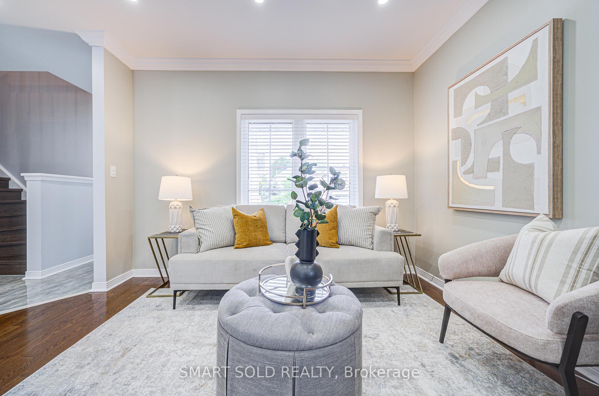 Photo 9 of 51 Houndsbrook Crescent, Markham, Markville — HOMEH