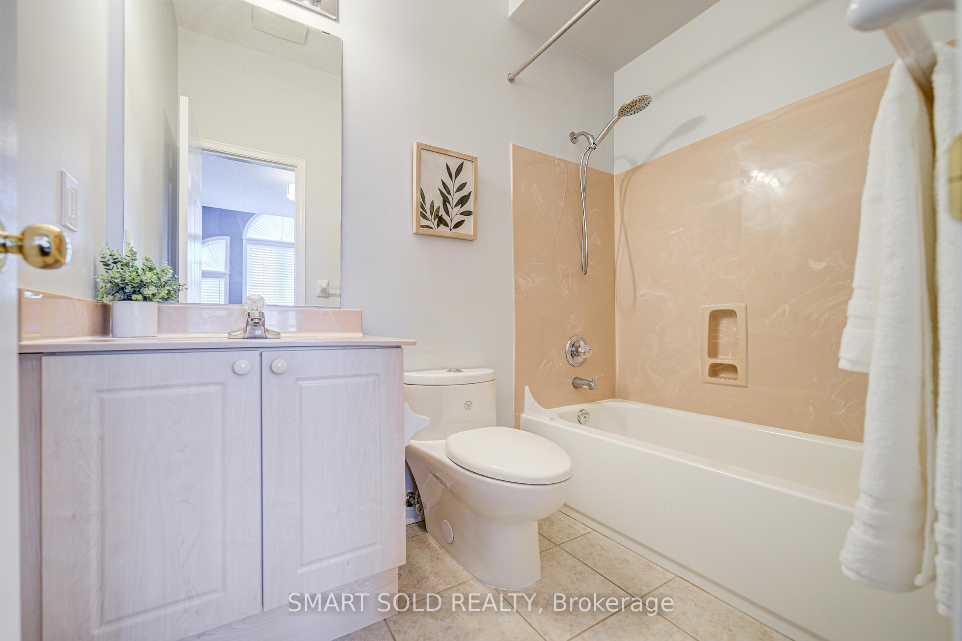 Photo 31 of 51 Houndsbrook Crescent, Markham, Markville — HOMEH