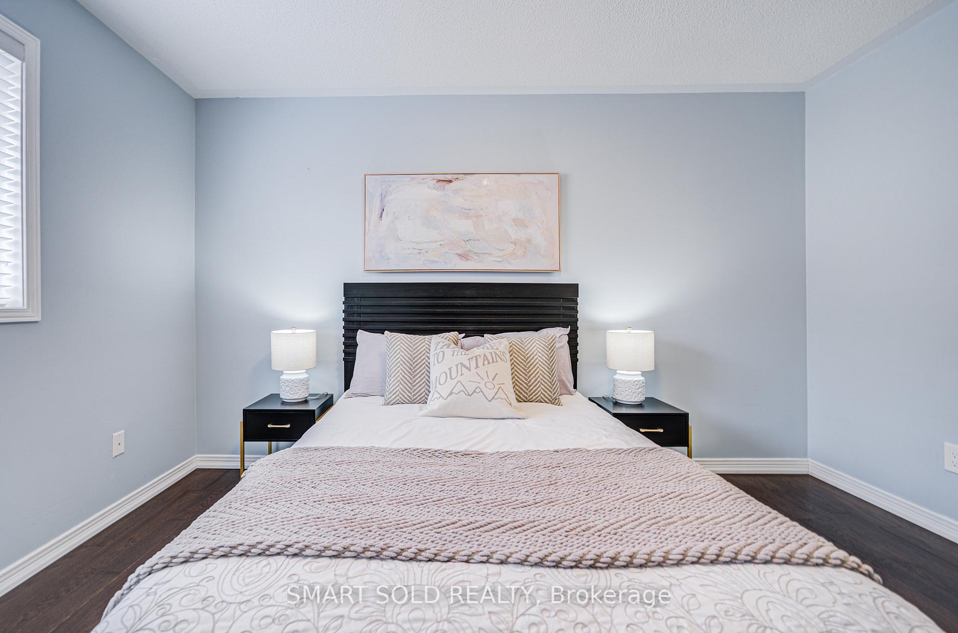 Photo 12 of 51 Houndsbrook Crescent, Markham, Markville — HOMEH