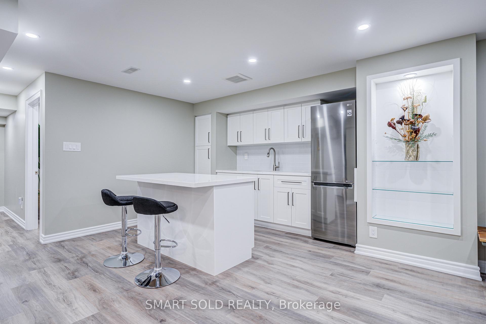 Photo 33 of 51 Houndsbrook Crescent, Markham, Markville — HOMEH