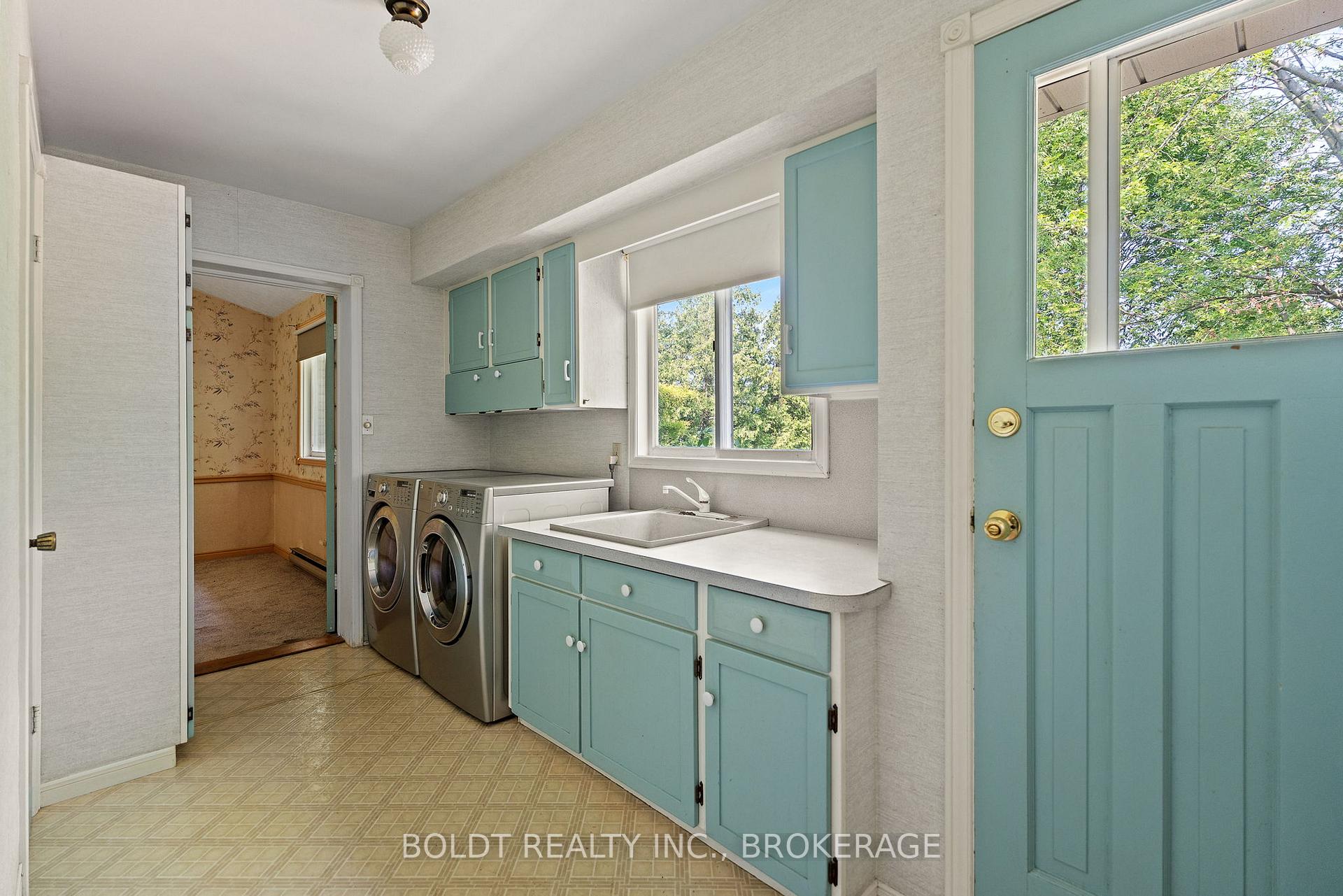 Photo 37 of 1842 Third Street, St. Catharines, Rural Fourth — HOMEH