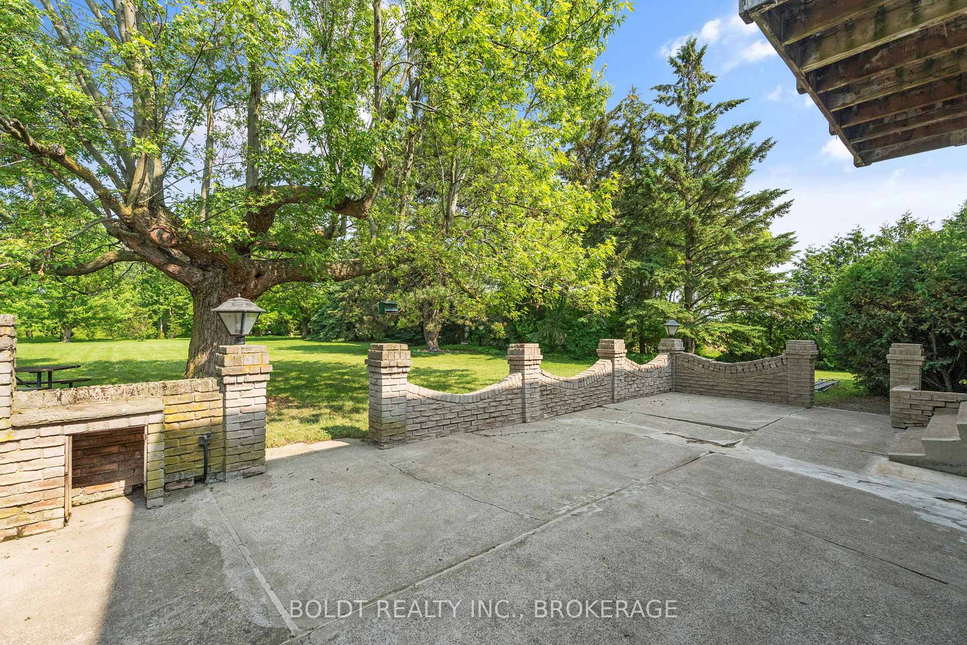 Photo 27 of 1842 Third Street, St. Catharines, Rural Fourth — HOMEH