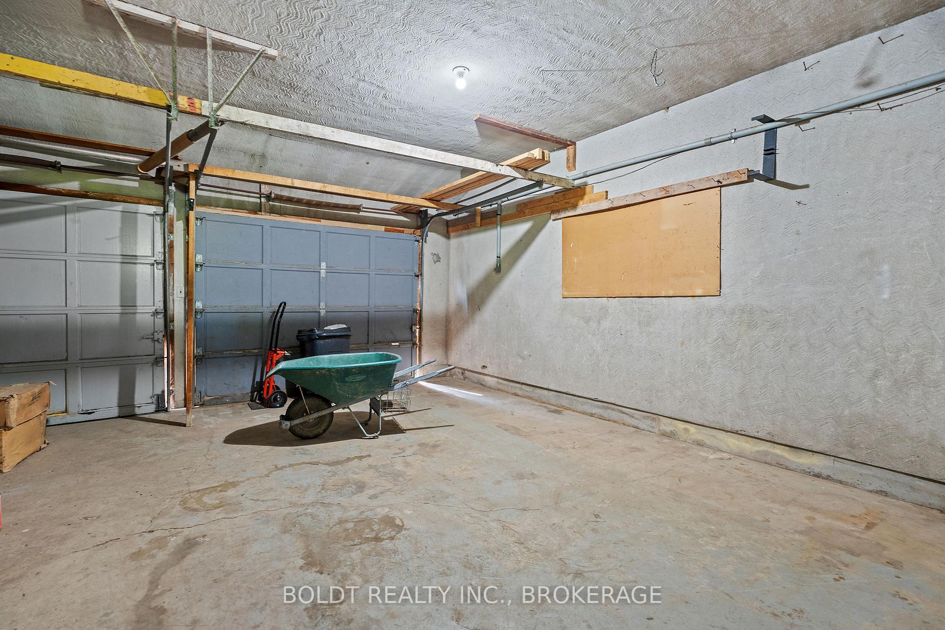 Photo 29 of 1842 Third Street, St. Catharines, Rural Fourth — HOMEH