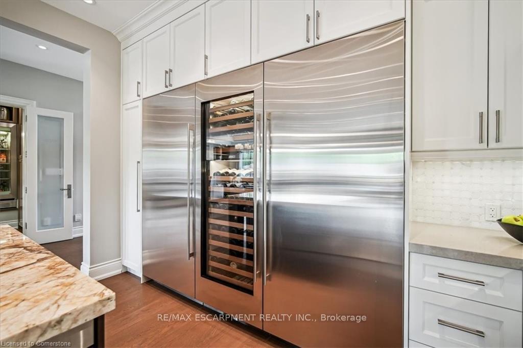 Photo 14 of 30 Parkmanor Drive, Hamilton, Stoney Creek — HOMEH