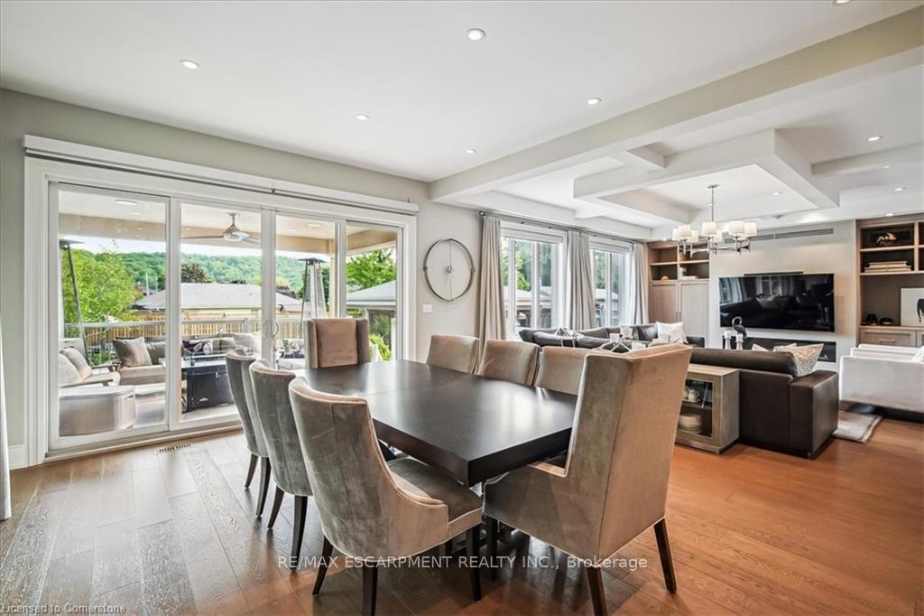 Photo 49 of 30 Parkmanor Drive, Hamilton, Stoney Creek — HOMEH