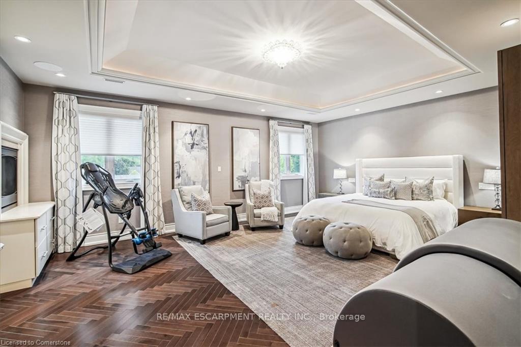 Photo 20 of 30 Parkmanor Drive, Hamilton, Stoney Creek — HOMEH