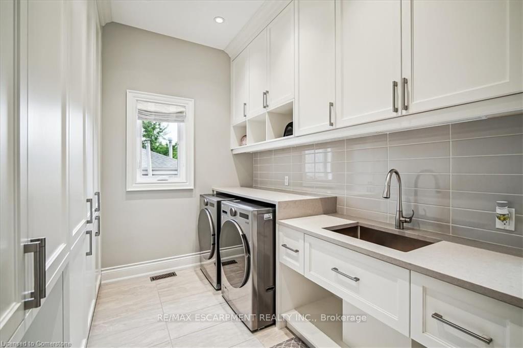 Photo 40 of 30 Parkmanor Drive, Hamilton, Stoney Creek — HOMEH