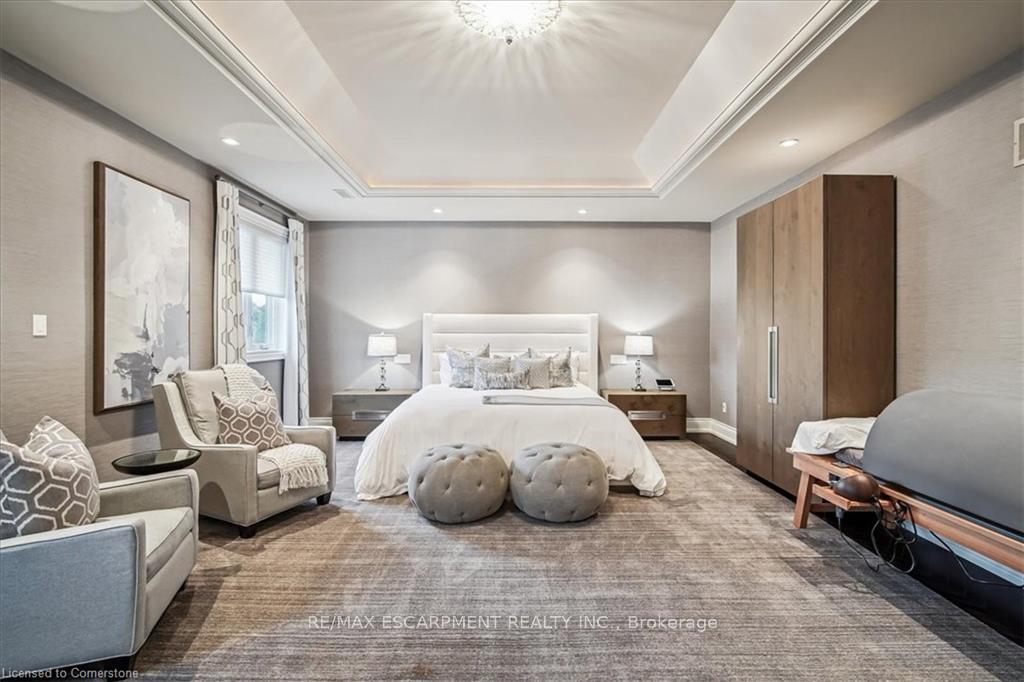 Photo 25 of 30 Parkmanor Drive, Hamilton, Stoney Creek — HOMEH