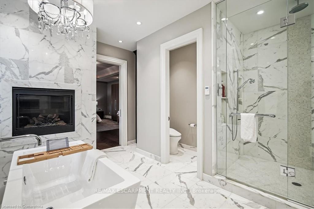 Photo 24 of 30 Parkmanor Drive, Hamilton, Stoney Creek — HOMEH