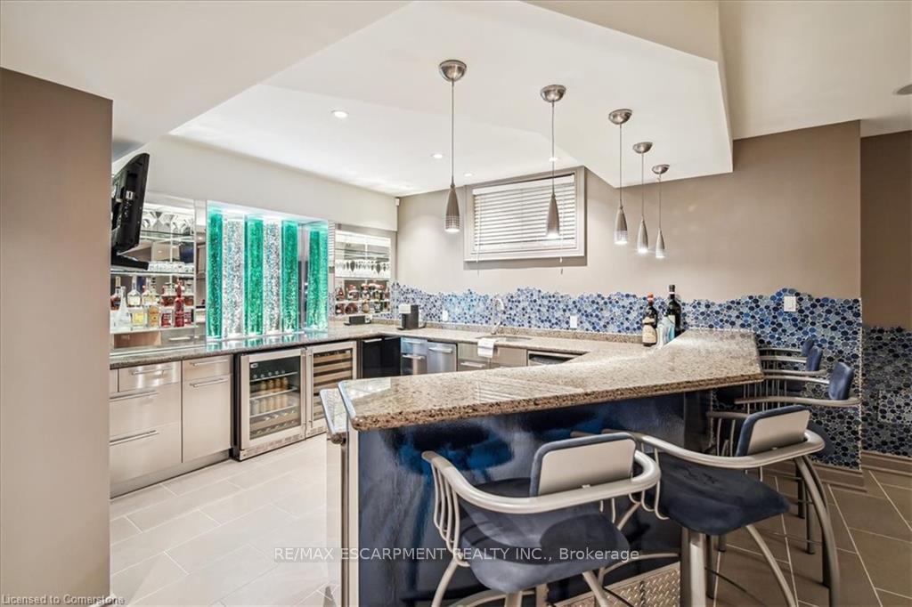 Photo 33 of 30 Parkmanor Drive, Hamilton, Stoney Creek — HOMEH