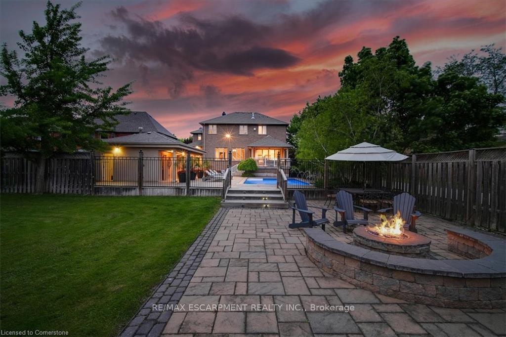 Photo 41 of 30 Parkmanor Drive, Hamilton, Stoney Creek — HOMEH