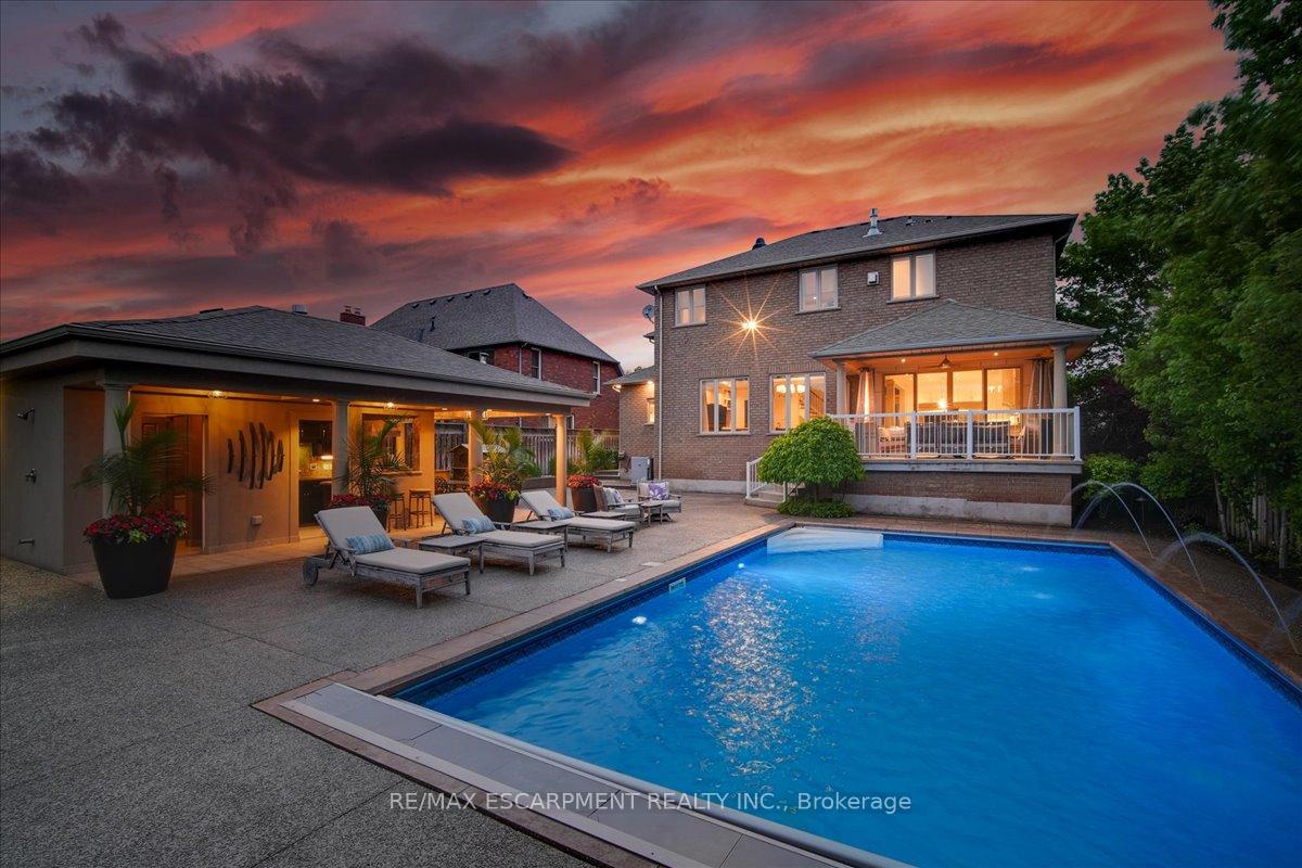 Photo 44 of 30 Parkmanor Drive, Hamilton, Stoney Creek — HOMEH