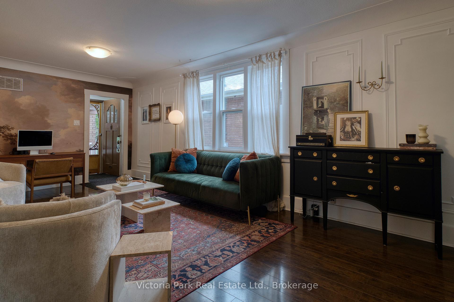 Photo 23 of 124 West Avenue, Kitchener, Victoria Park — HOMEH