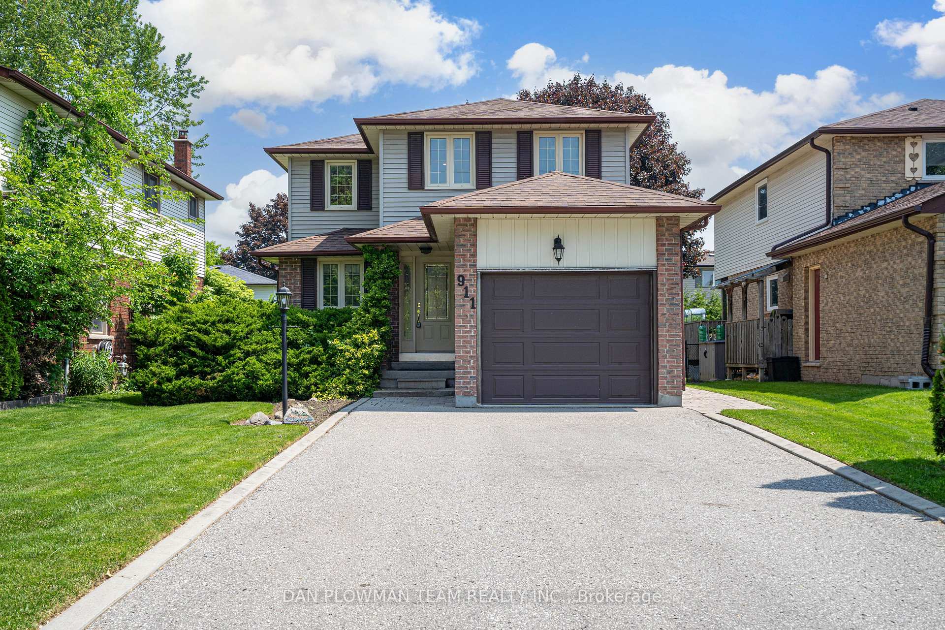 Photo 1 of 911 William Booth Crescent, Oshawa, Centennial — HOMEH