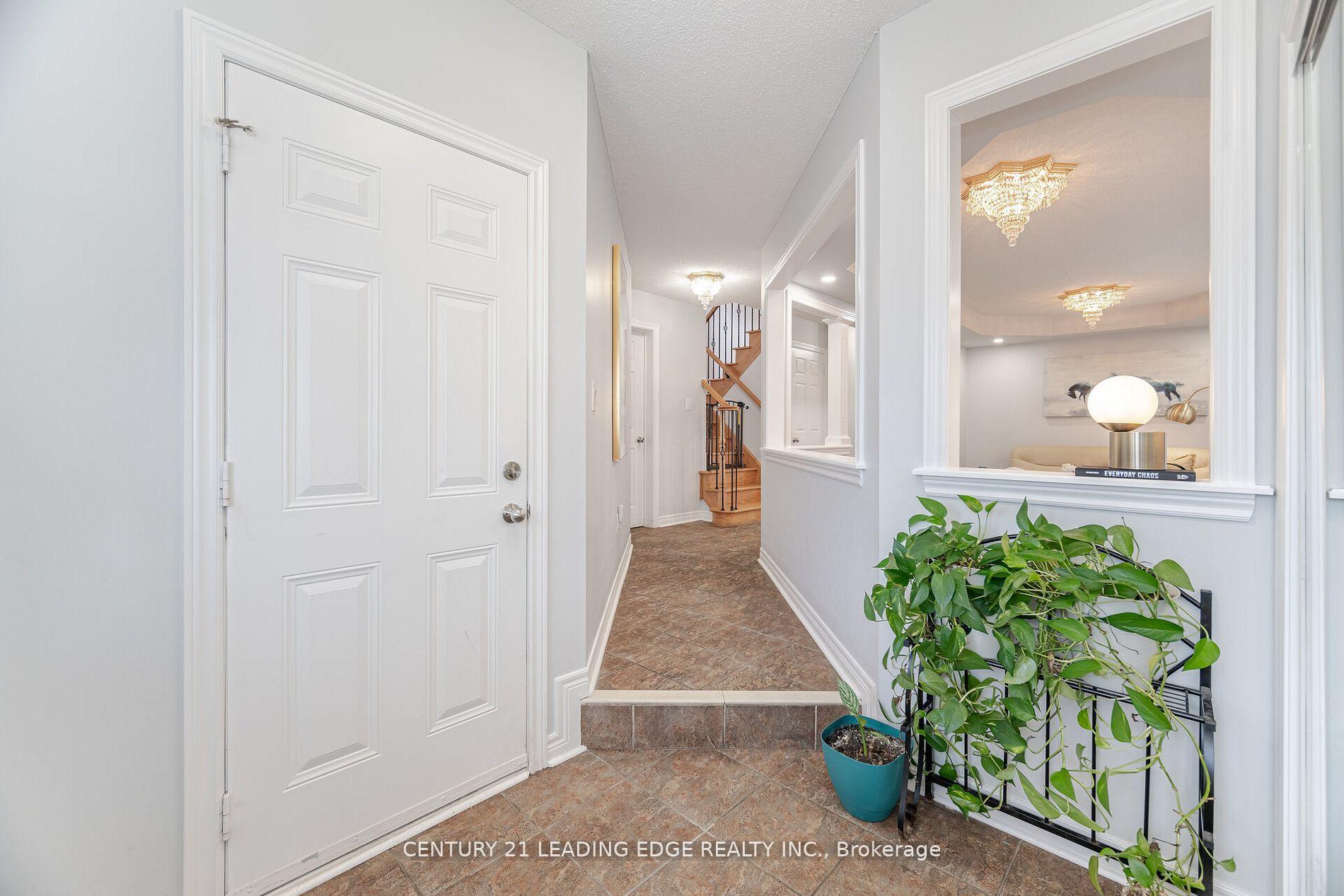 Photo 7 of 71 Taverner Crescent N, Ajax, Northwest Ajax — HOMEH