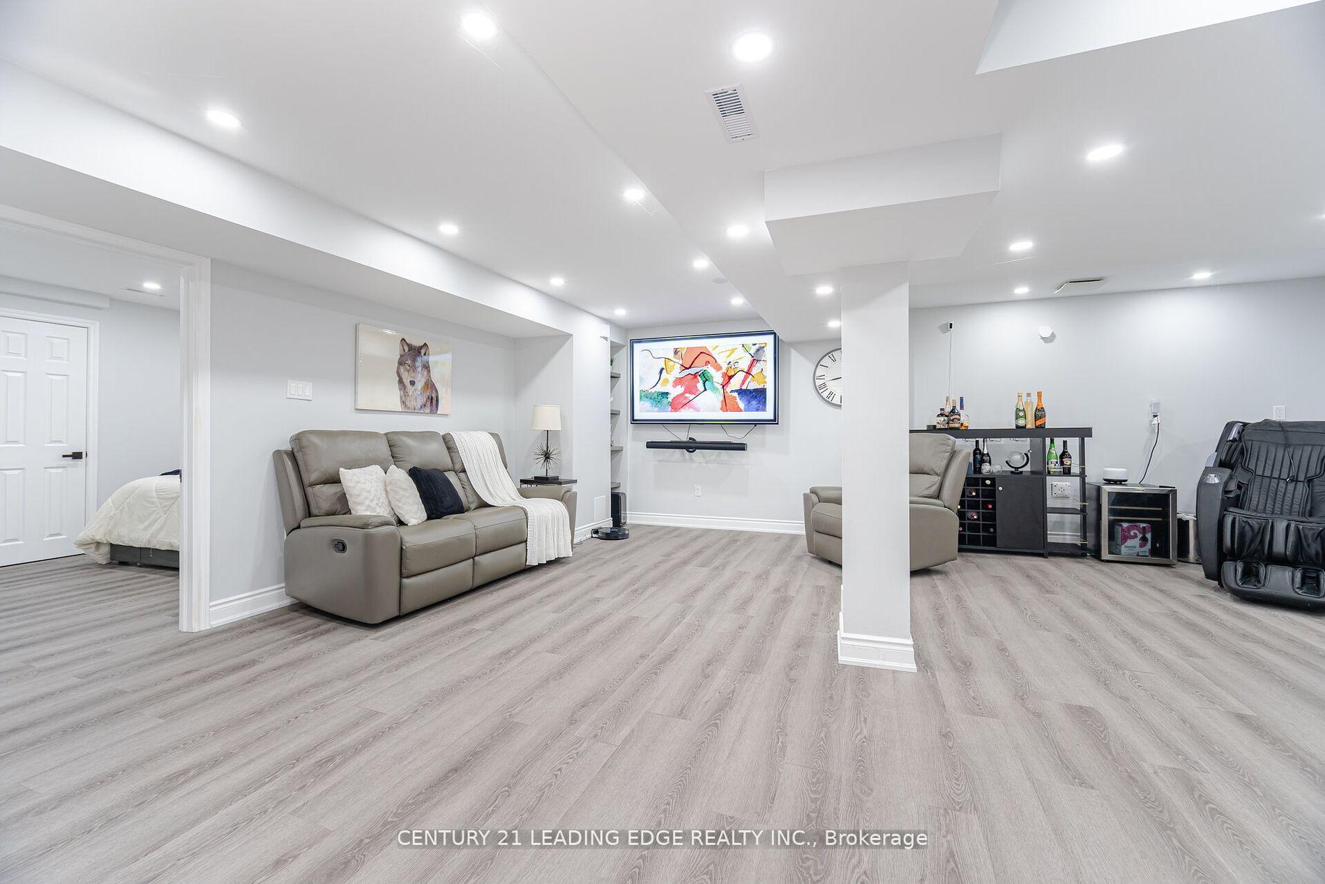 Photo 39 of 71 Taverner Crescent N, Ajax, Northwest Ajax — HOMEH